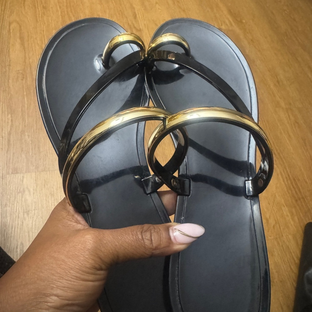 Steve Madden Glossy Black and Gold Sandals | Poshmark