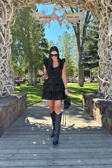 Rounding up some of the outfits I packed for Jackson hole if y’all need any inspiration! 

Western outfit, country outfits, Nashville outfits, free people dress, Walmart finds, Walmart fashion, bikini boots, cowboy boots



#LTKshoecrush #LTKstyletip #LTKtravel