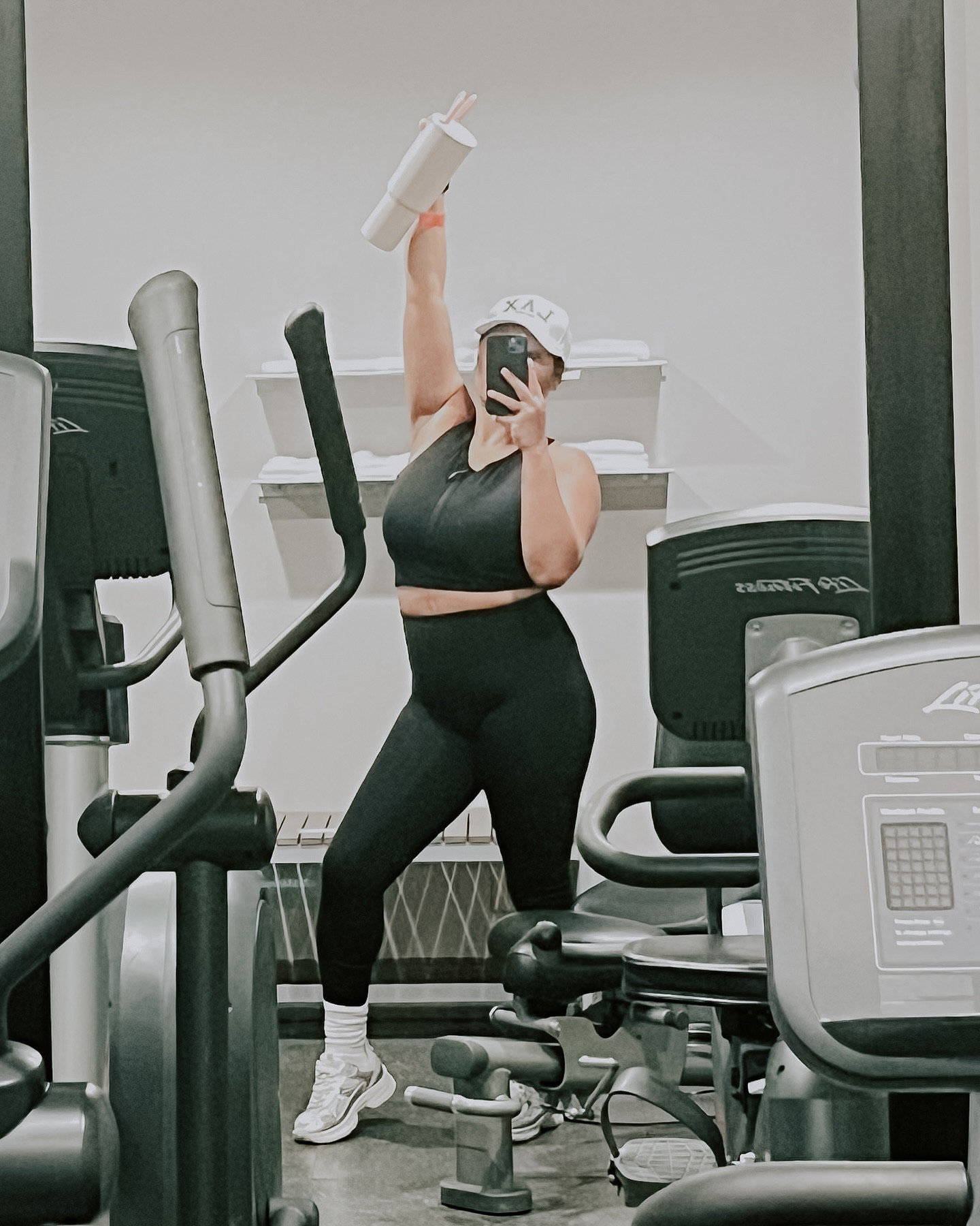 been closing my rings lately ✨