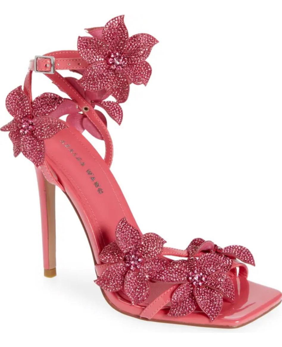 HVe you ever seen a more Barbie shoe ?

#LTKFind #LTKxNSale #LTKSeasonal