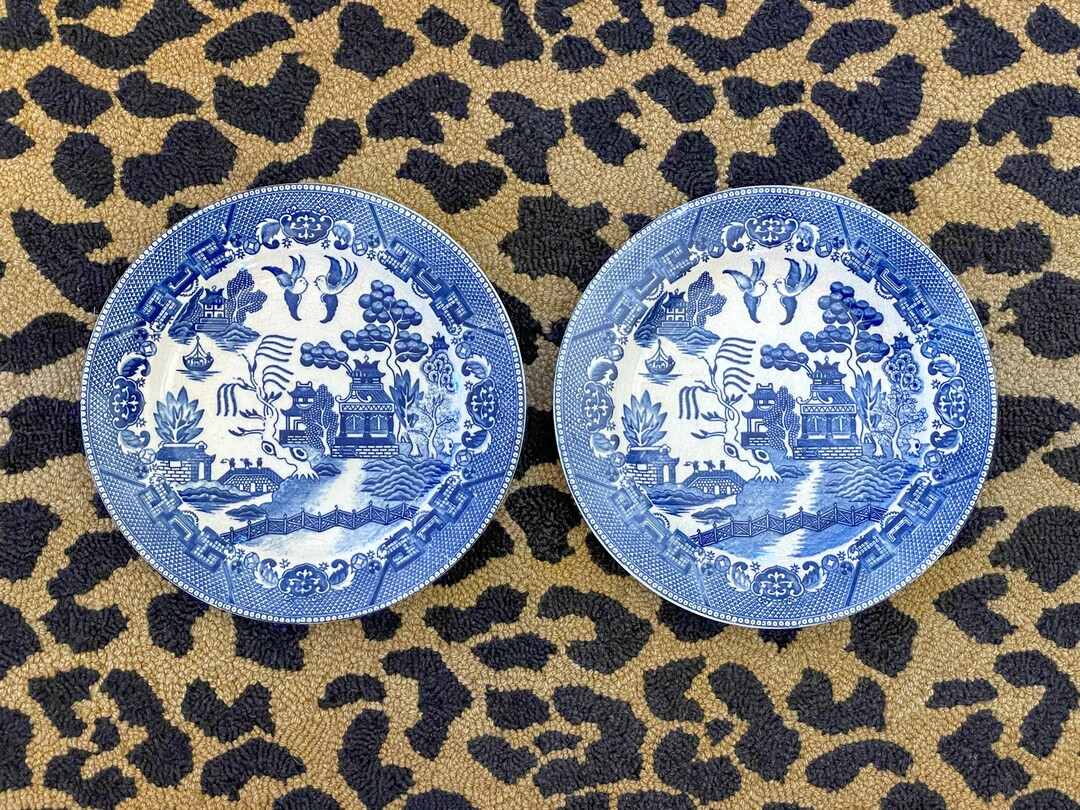 Vintage Pair of Blue Willow Dinner Plates // Made in Japan // Grandmillennial // Chinoiserie | Etsy (US)