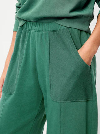 Mid-Rise SoComfy Seamed Barrel Sweatpants | Old Navy (US)