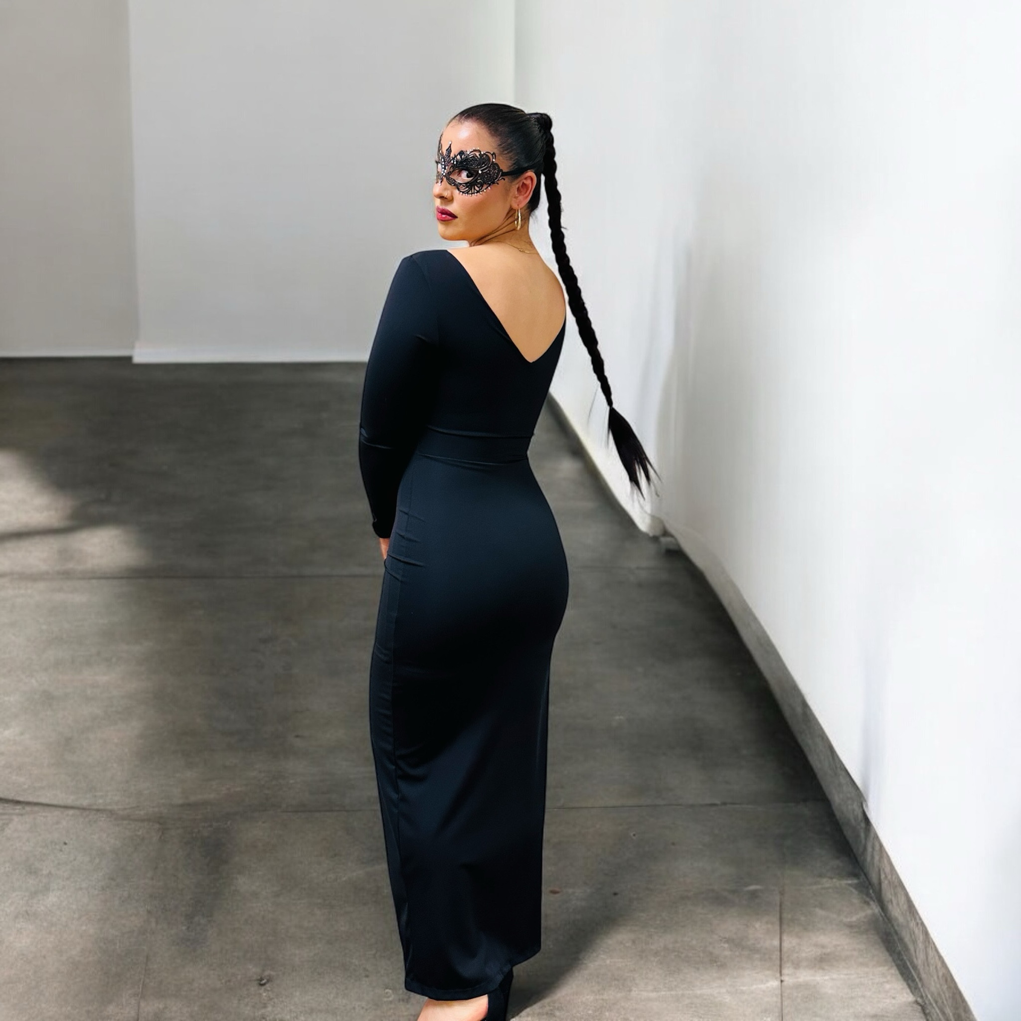 LBD 🖤🖤🖤

#LTKBeauty #LTKParties #LTKStyleTip