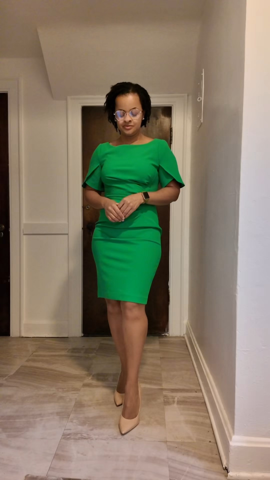 Serving boss energy in bold hues.
Green means go—straight to the top.
Send to a friend who needs this office slay!
