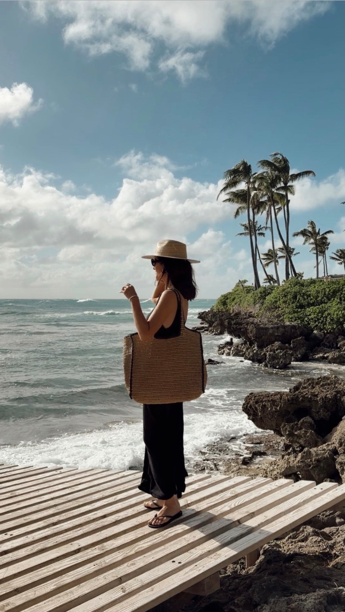 I’m just shy of 5-7” wearing the size small dress and I’m loving this tote bag from Target! #stylinbyaylin #aylin #travel #Hawaii

#LTKTravel #LTKSeasonal #LTKmomlife