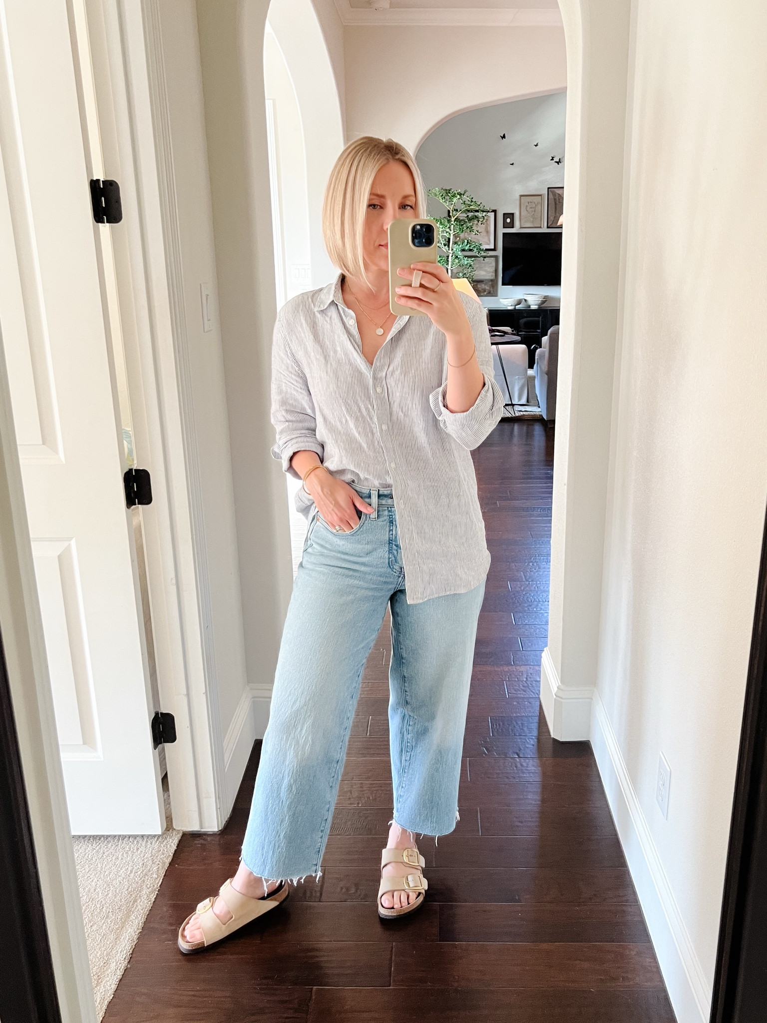 Linen button up because it’s still blazing hot here, and wide leg denim because I’m tired of wearing shorts 🙂



#LTKOver40