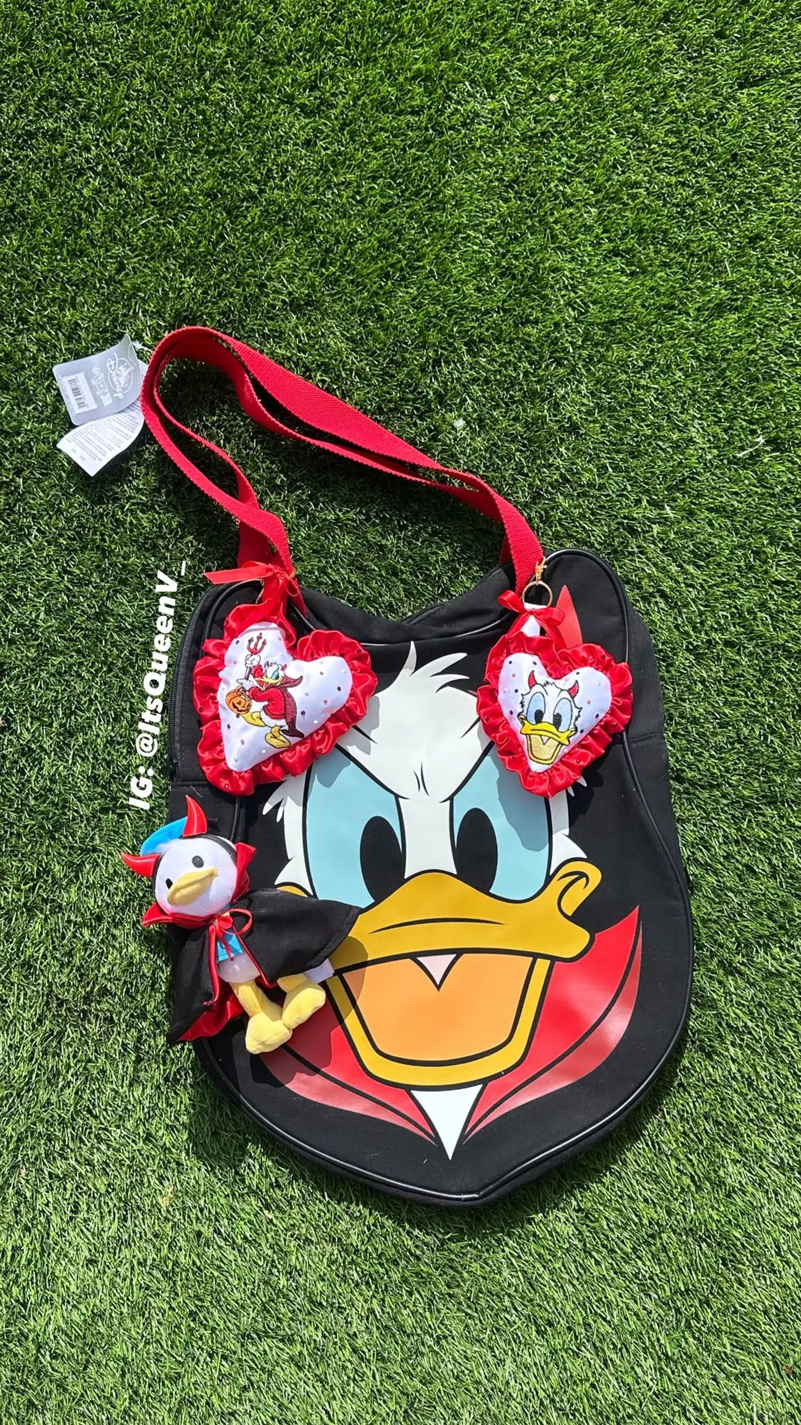 Halloween Disney Devil Donald - Character Embroidered Rhinestone Keychain - Etsy | Etsy (Global)