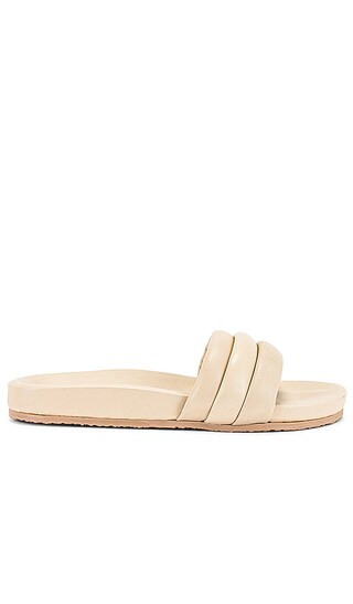 Seychelles Low Key Slide in Beige. - size 6 (also in 10, 7, 8, 9) | Revolve Clothing (Global)
