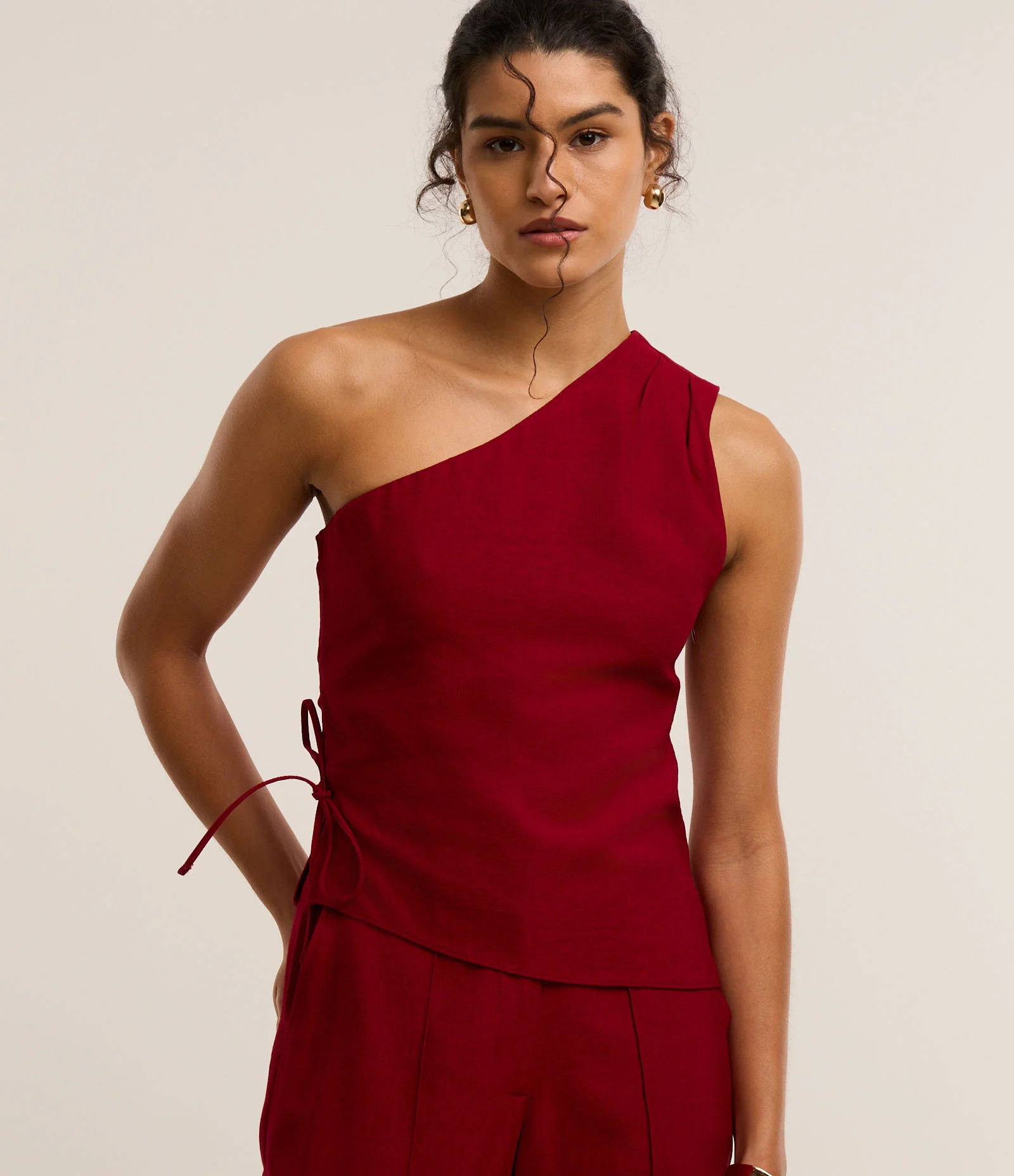 Blusa em Viscose com Ombro Só com Regulador Lateral Marrom - Lojas Renner | Renner (BR)