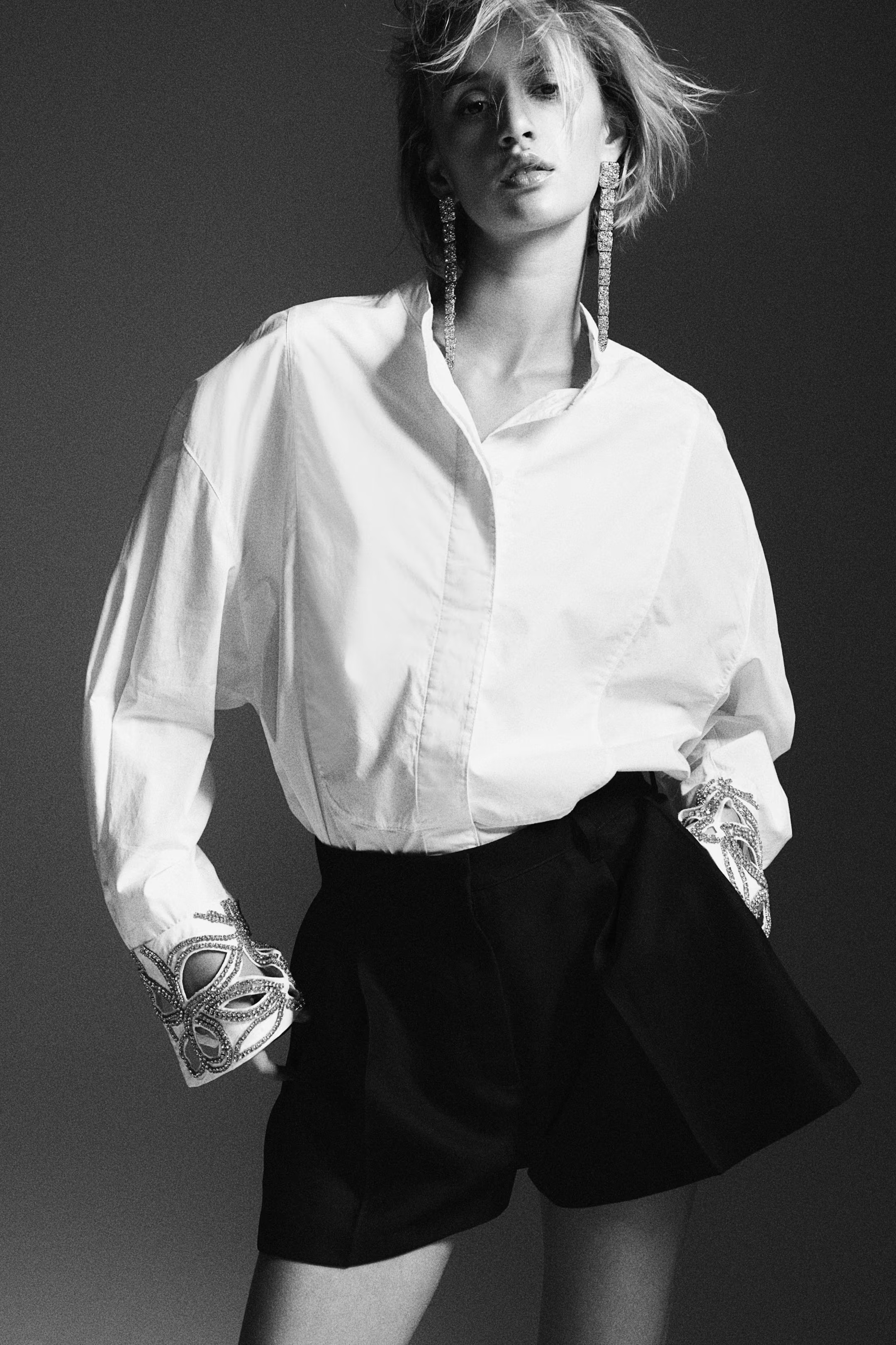 Pleat-detail shorts | H&M (UK, MY, IN, SG, PH, TW, HK)