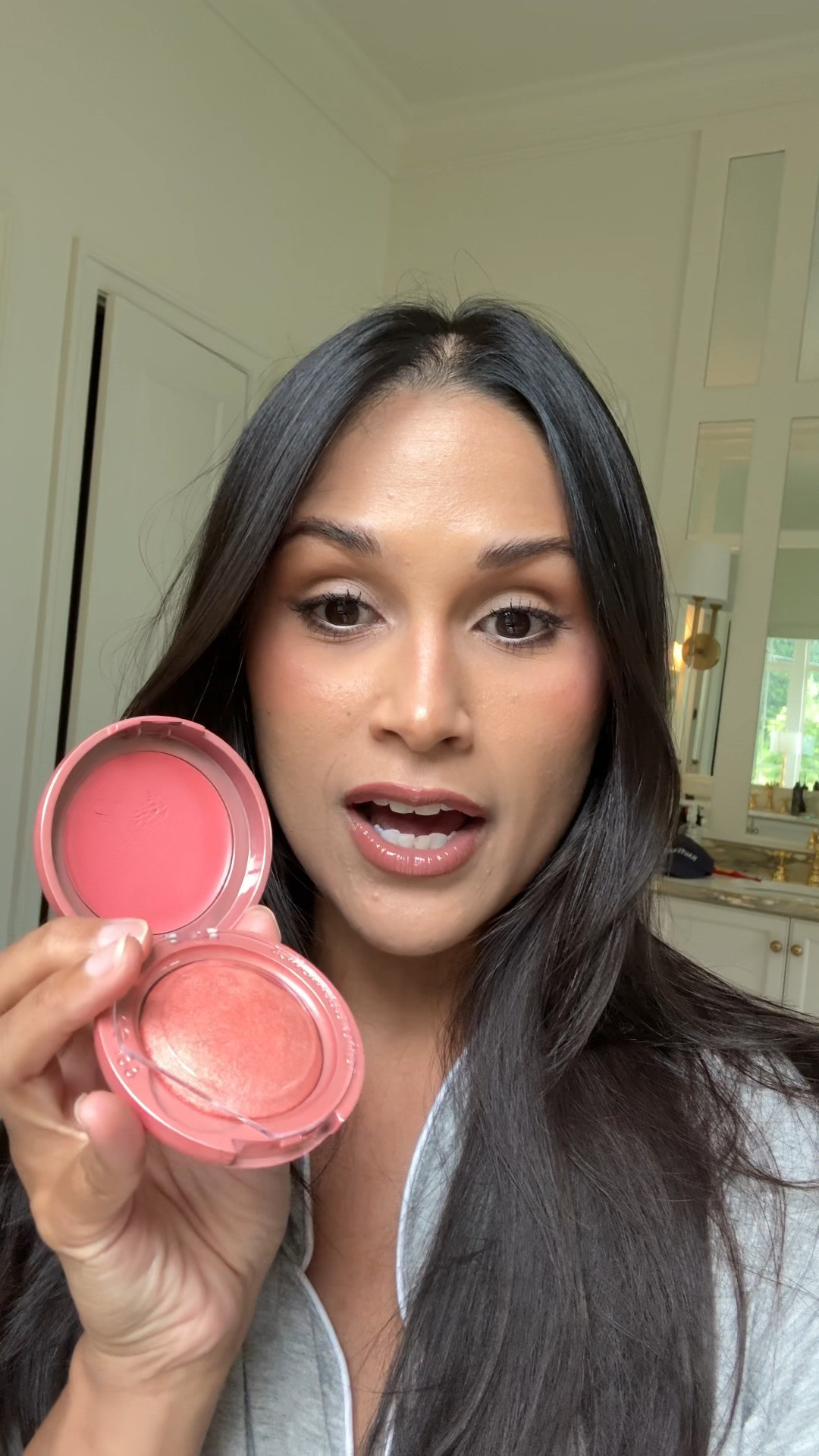 Linking all of the products I used for today’s glowy makeup look (highlighter not pictured here but I linked it!)

#LTKBeauty