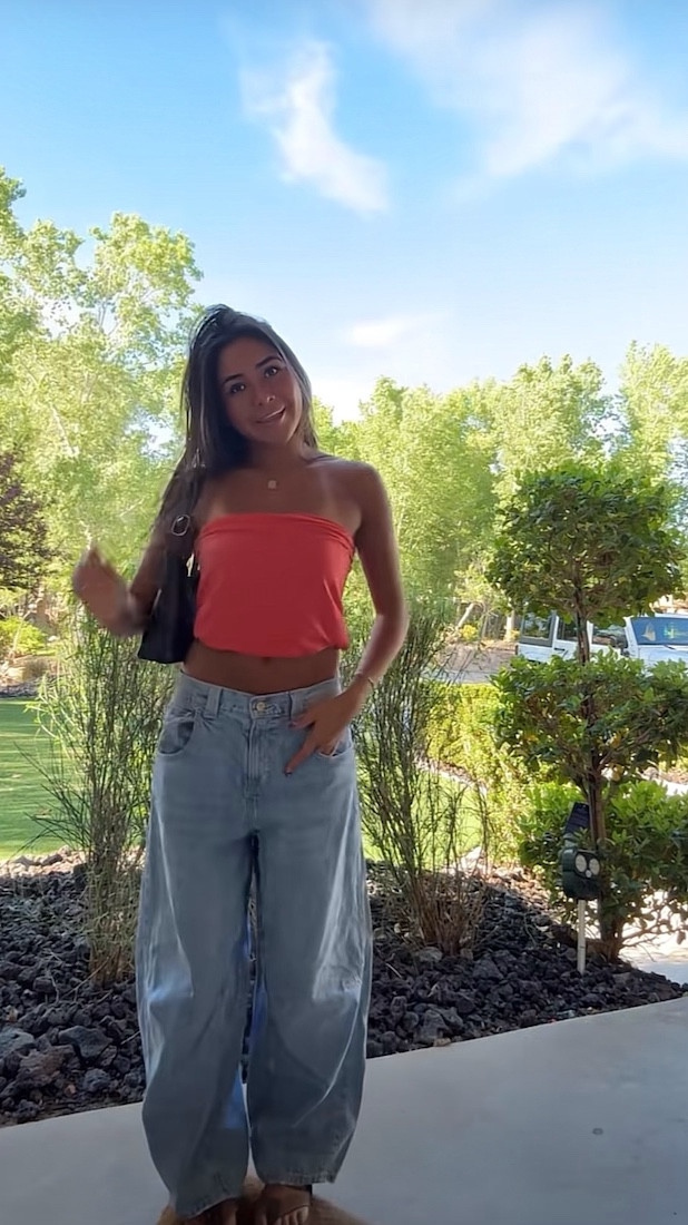 Spring Hawaii ootd 💋

#LTKSaleAlert #LTKSeasonal #LTKootd