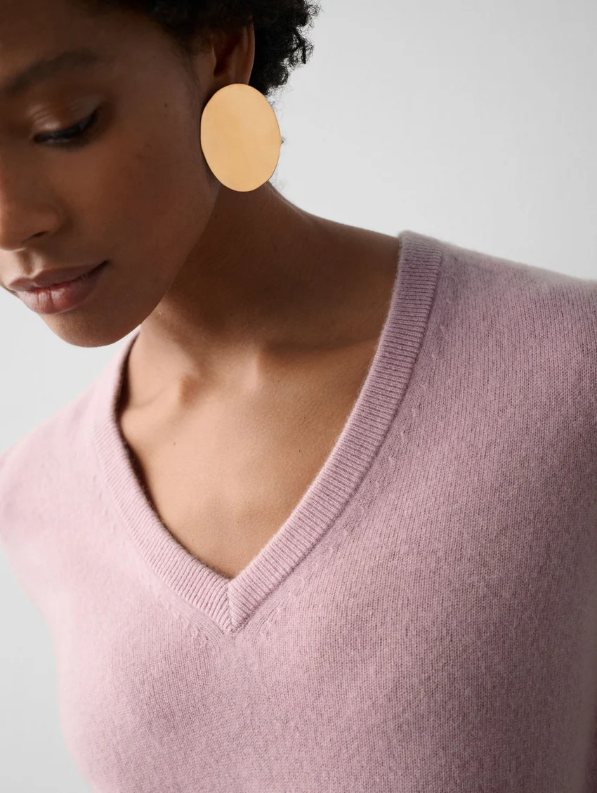 Essential Cashmere V Neck | White and Warren