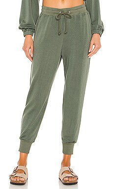 SUNDRY Jogger Sweatpant in Olive from Revolve.com | Revolve Clothing (Global)