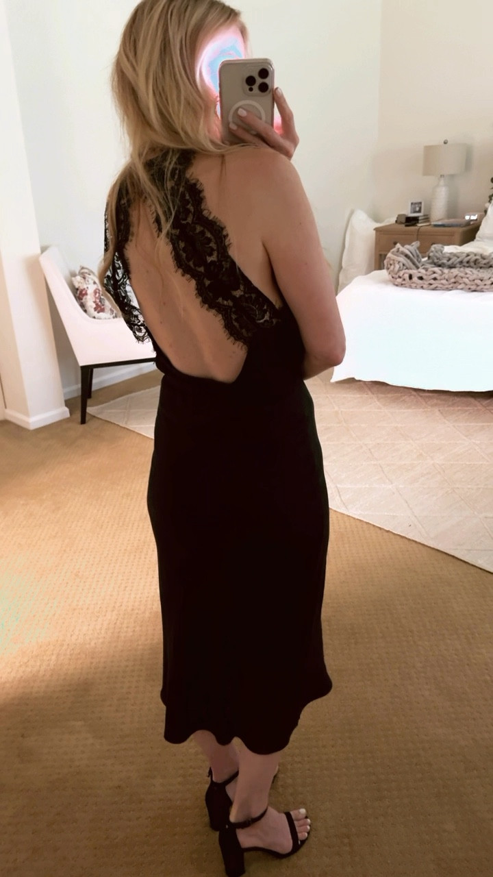 Had the most incredible experience last night! I was invited to attend a wine pairing dinner at an iconic private club in San Francisco. It’s called the pacific union club and the wine was focused on pinots from the Willamette Valley in Oregon. It was such an incredible experience – and what I sort of loved the most is that the club does not allow cell phones to be used. It was awesome to see people focused on the wine and the dinner and the company.

I did not care that it was 55°, Foggy and windy in my city – I still had to wear this beautiful bodysuit! I love it, and it’s definitely a statement in the back! It’s from free people, and I’ve owned it for a long time. But you can find it at Poshmark, which is linked here!￼

#LTKSaleAlert #LTKVideo #LTKStyleTip