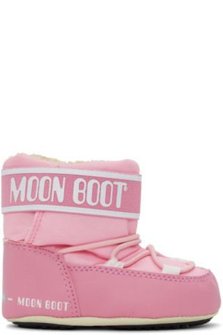 Baby Pink Crib 2 Moon Boots | SSENSE