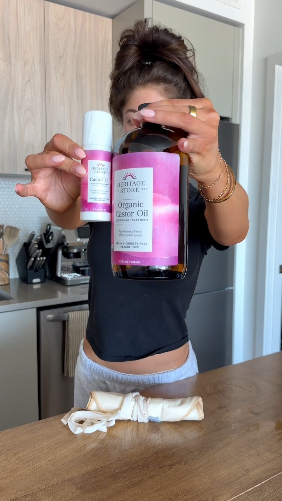 castor oil helps you feel SNATCHED for your wellness routine + up your sweet treat game all from @iHerb  love that they work directly with the brands so you don't have to worry about getting fakes from 3rd party resellers. #iherb #ad shop select Wellness Champions brands on iHerb with my code HALEY20 for 20% off for a limited time!!!!