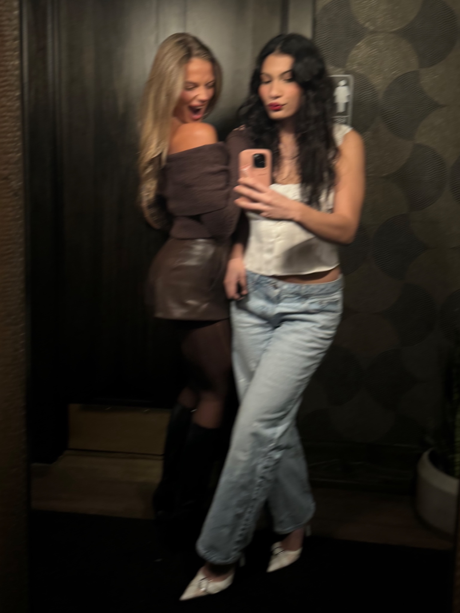 GNO 🍸🫶🏼

#LTKHoliday #LTKCyberWeek #LTKGiftGuide