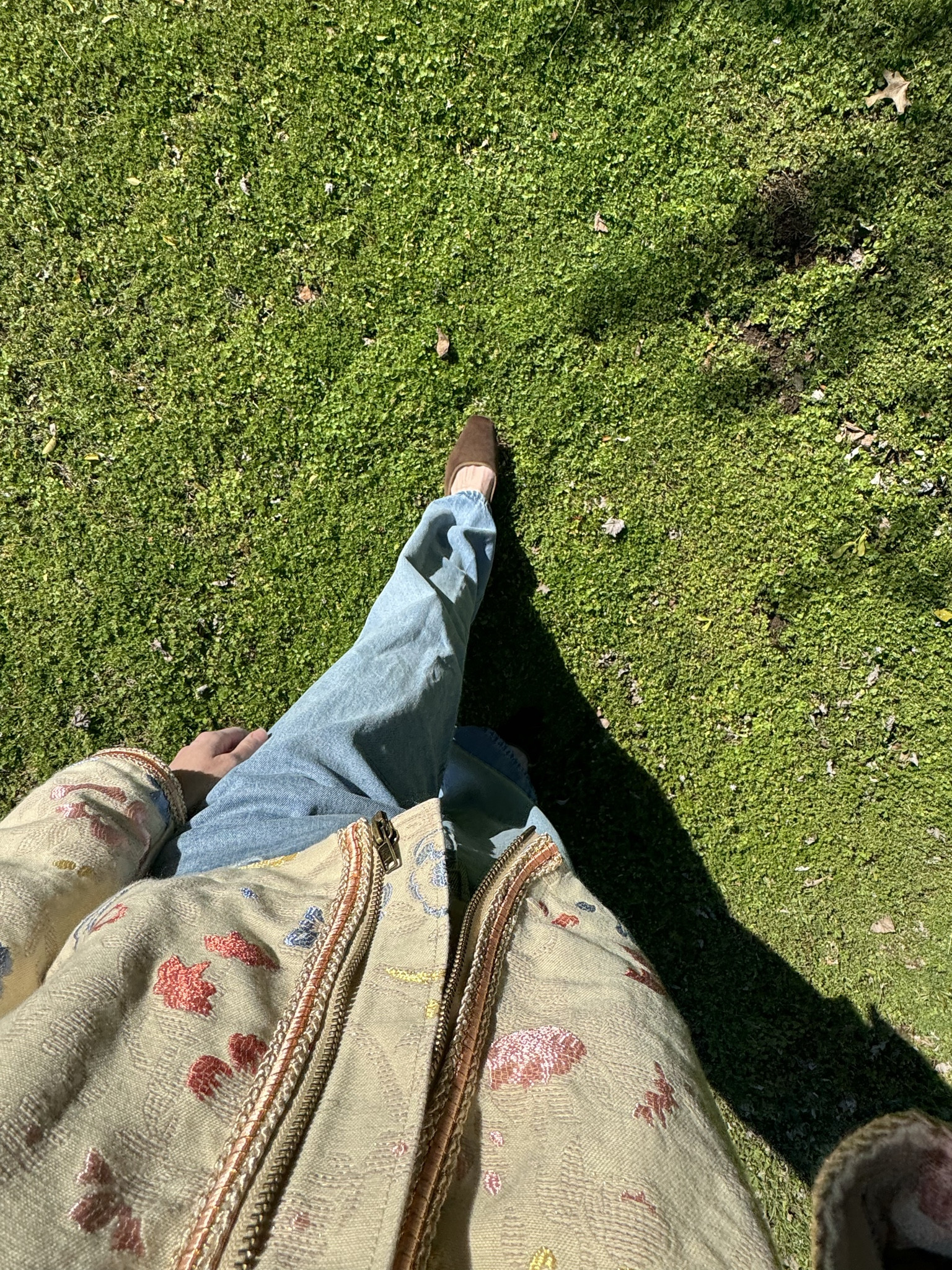 Spring is in the air and we are here for it! ✨🌸💐🤎

Casual wedding showers mean ZARA jeans, ballet flats and a crop Free People jacket 🫶🏼

#LTKSeasonal #LTKshoecrush #LTKstyletip