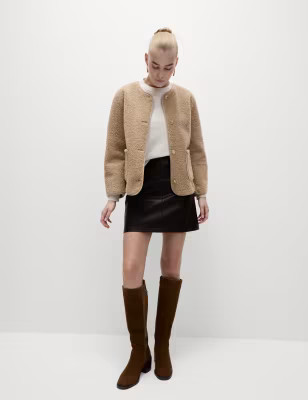 Veste en suédine avec doublure imitation peau de mouton | Marks & Spencer (UK)