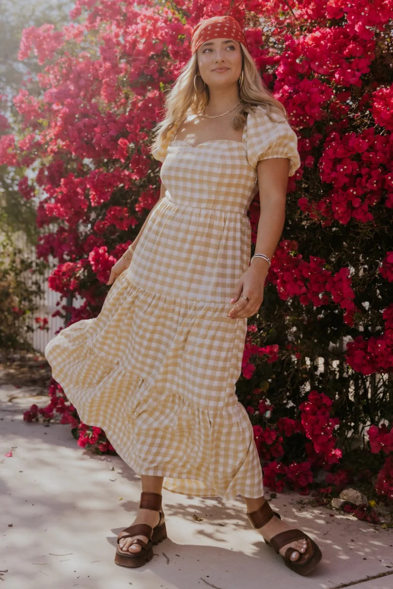 Nashville Gingham Sweetheart Dress | Roolee