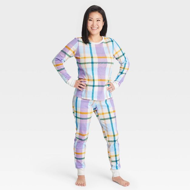 Women's Plaid Matching Family Pajama Set - White | Target