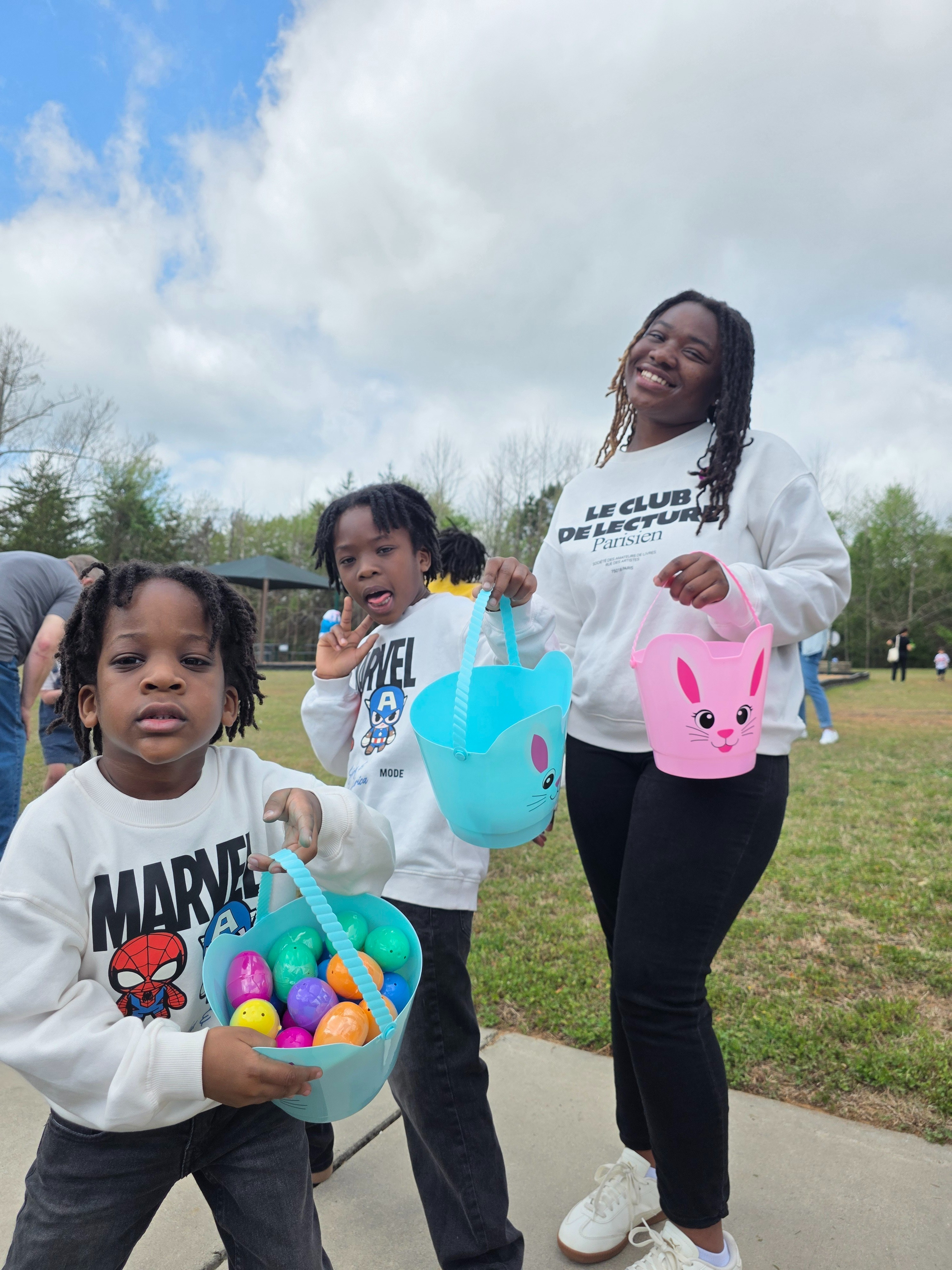 My crew and their favorite crewnecks 🥰.#hm #hmkids 

