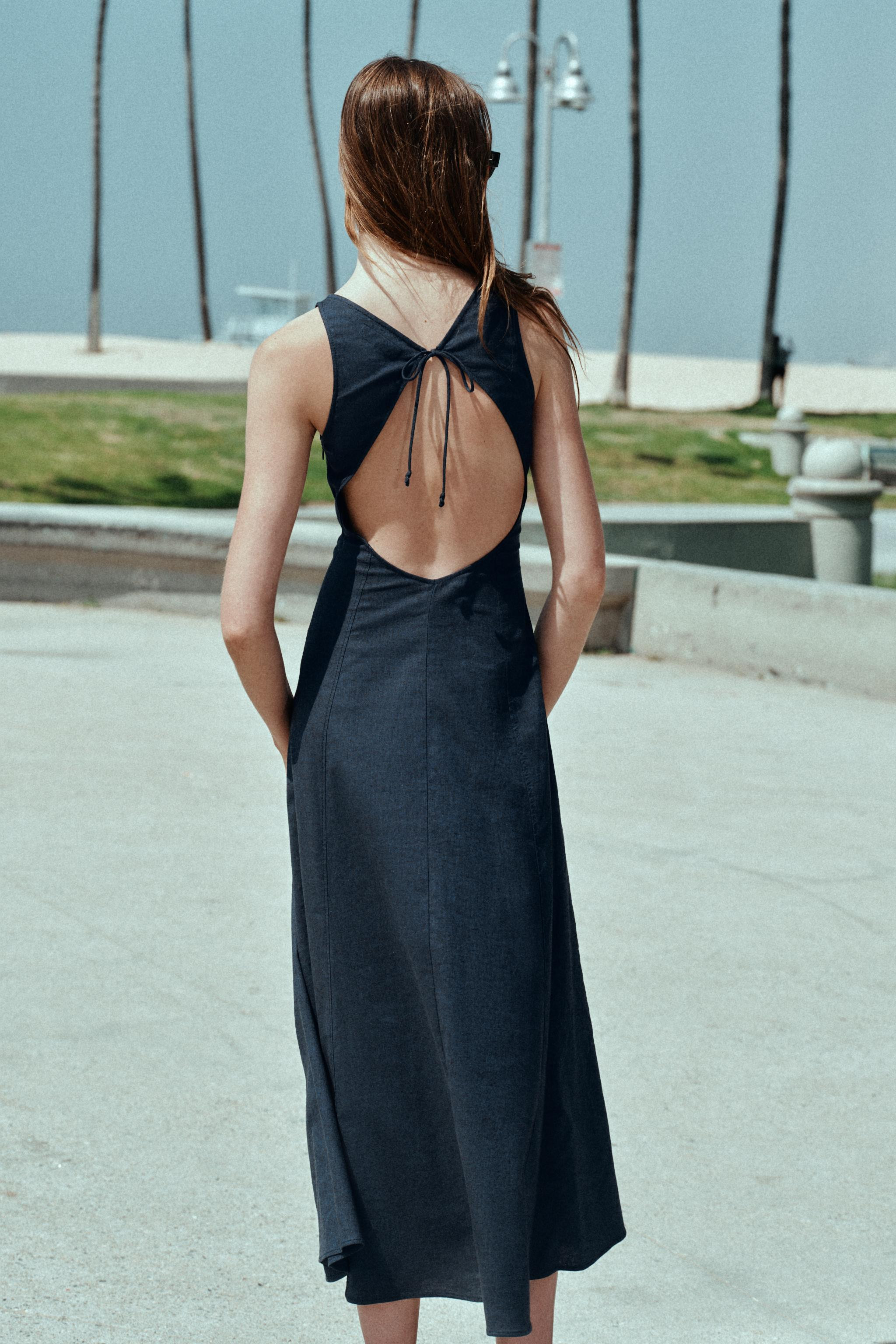 MIDI LINEN BLEND DRESS WITH OPEN BACK | Zara UK