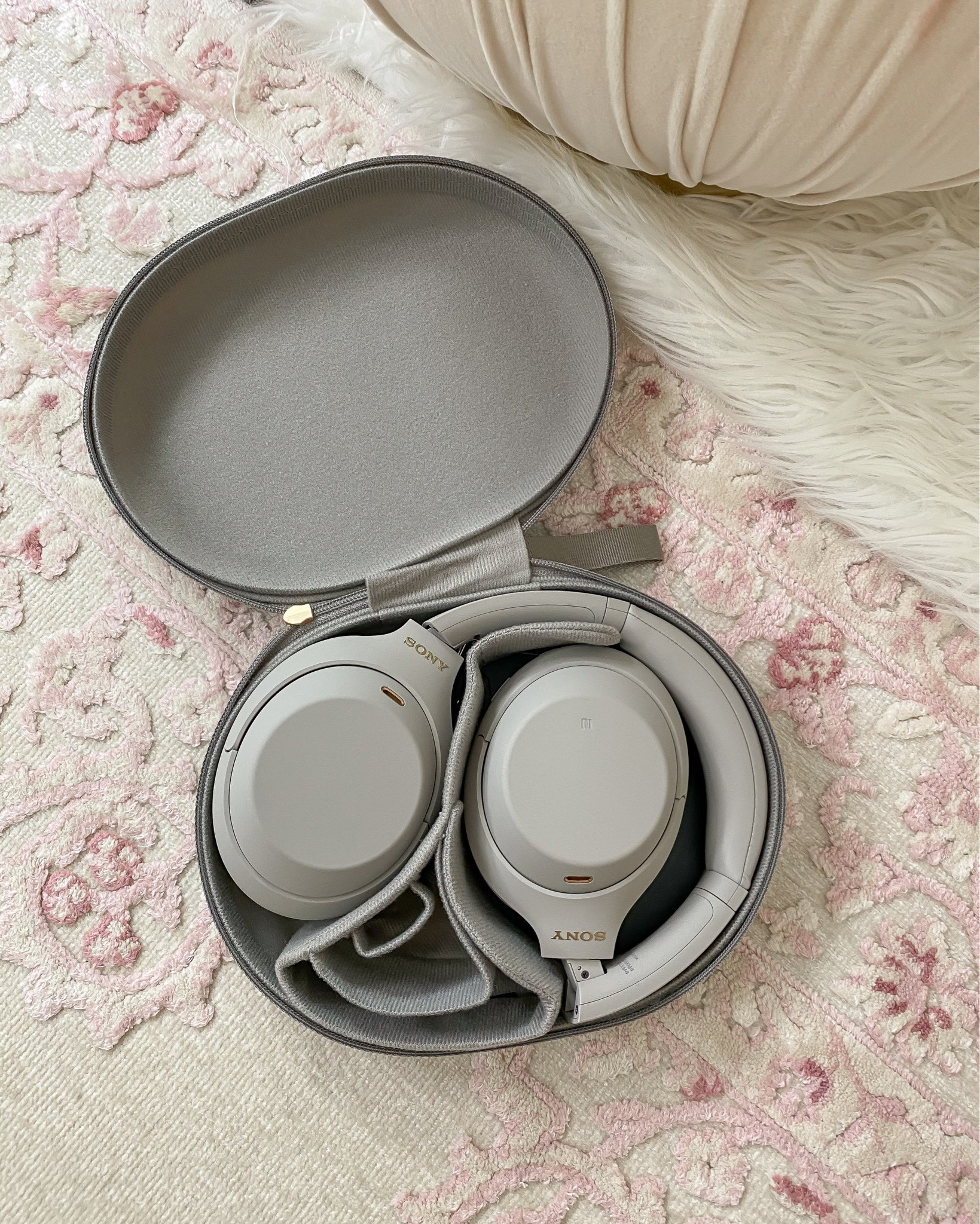 An essential for my morning walks and workouts. They are noise canceling and also have voice control. I use these on a weekly basis! 

#LTKselfcare #LTKfitnessgoals #LTKSeasonal