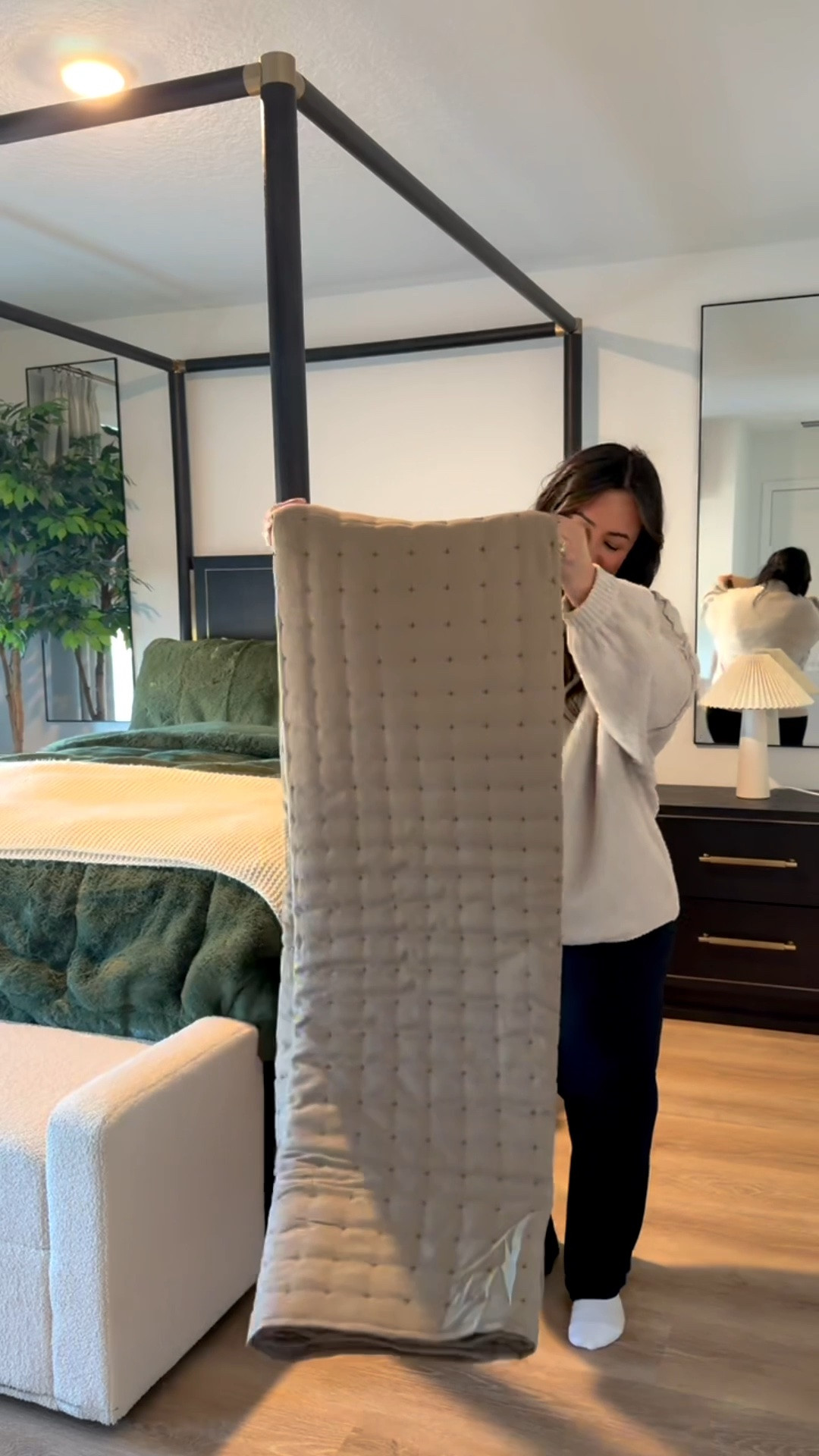 Super cozy luxe quilts! 🤎




Bedroom fresh
Bedroom makeover
Bedding
Winter bedding
Cozy bedding
Bedroom refresh
Bedroom decor
Warm bedding
Comforter
Quilt

#LTKHome