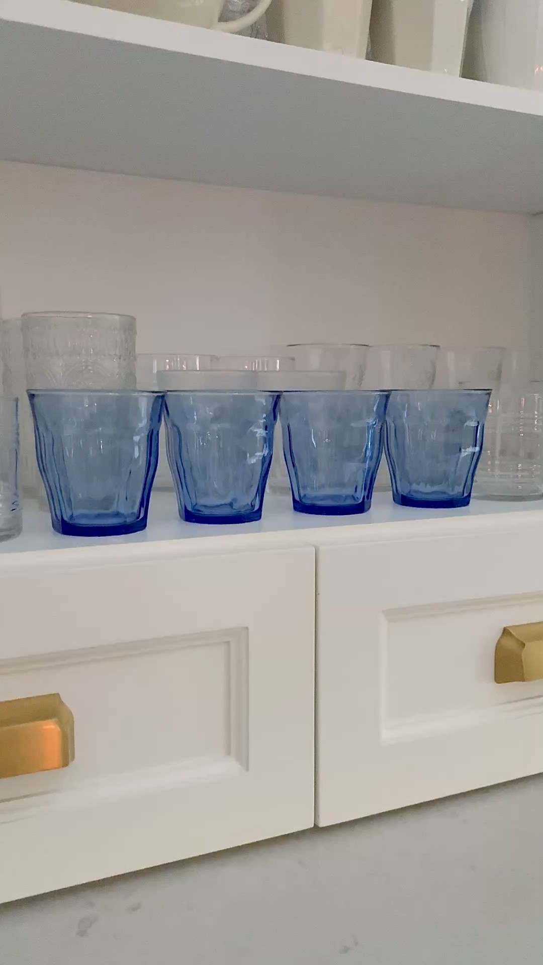 Our fall kitchen is complete with gorgeous new pieces from Wayfair! A vintage-inspired washable rug, beautiful blue glassware and more chic blue layers are perfect for the season!💙 

Wayfair home, Wayfair home decor, wayfair home finds, kitchen finds, kitchen favorites, kitchen essentials, wayfair kitchen, home kitchen, dining, dining favorites, affordable home finds, affordable kitchen finds, coastal kitchen, chic kitchen, chic home 

#LTKHome #LTKSeasonal