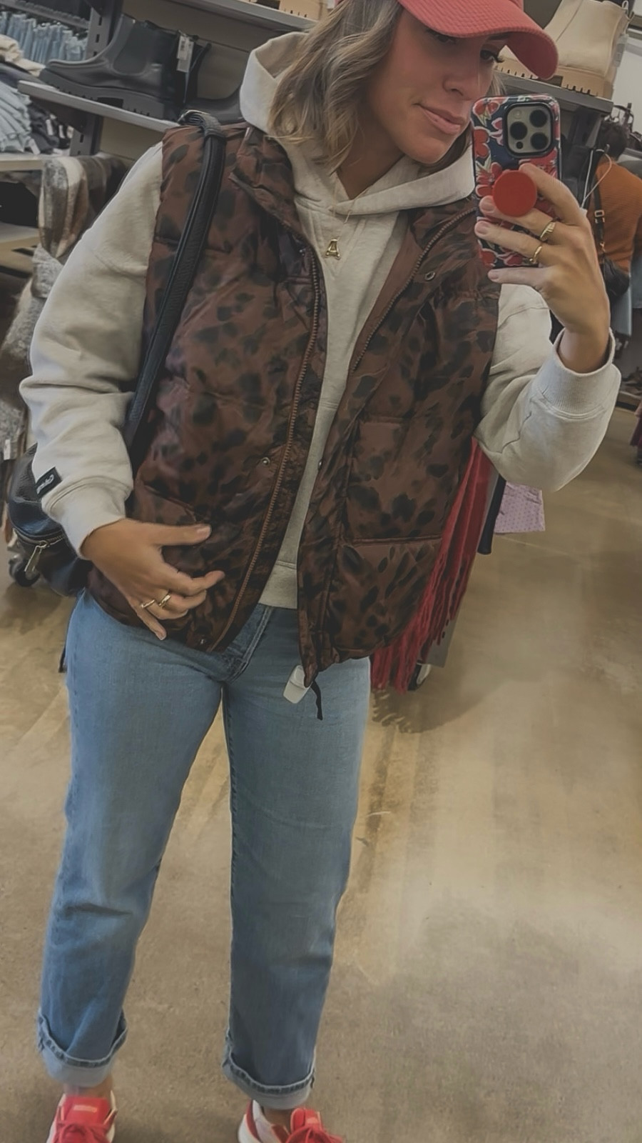 easy fall look ✨ 

these jeans have GOOD pockets & make your bum look great, plus they are high waisted which I love. 

New fav vest for this season 👀 

The sweater isn’t exact and I can’t link the hat unfortunately! 

#LTKcanada #LTKsale #LTKstyletip