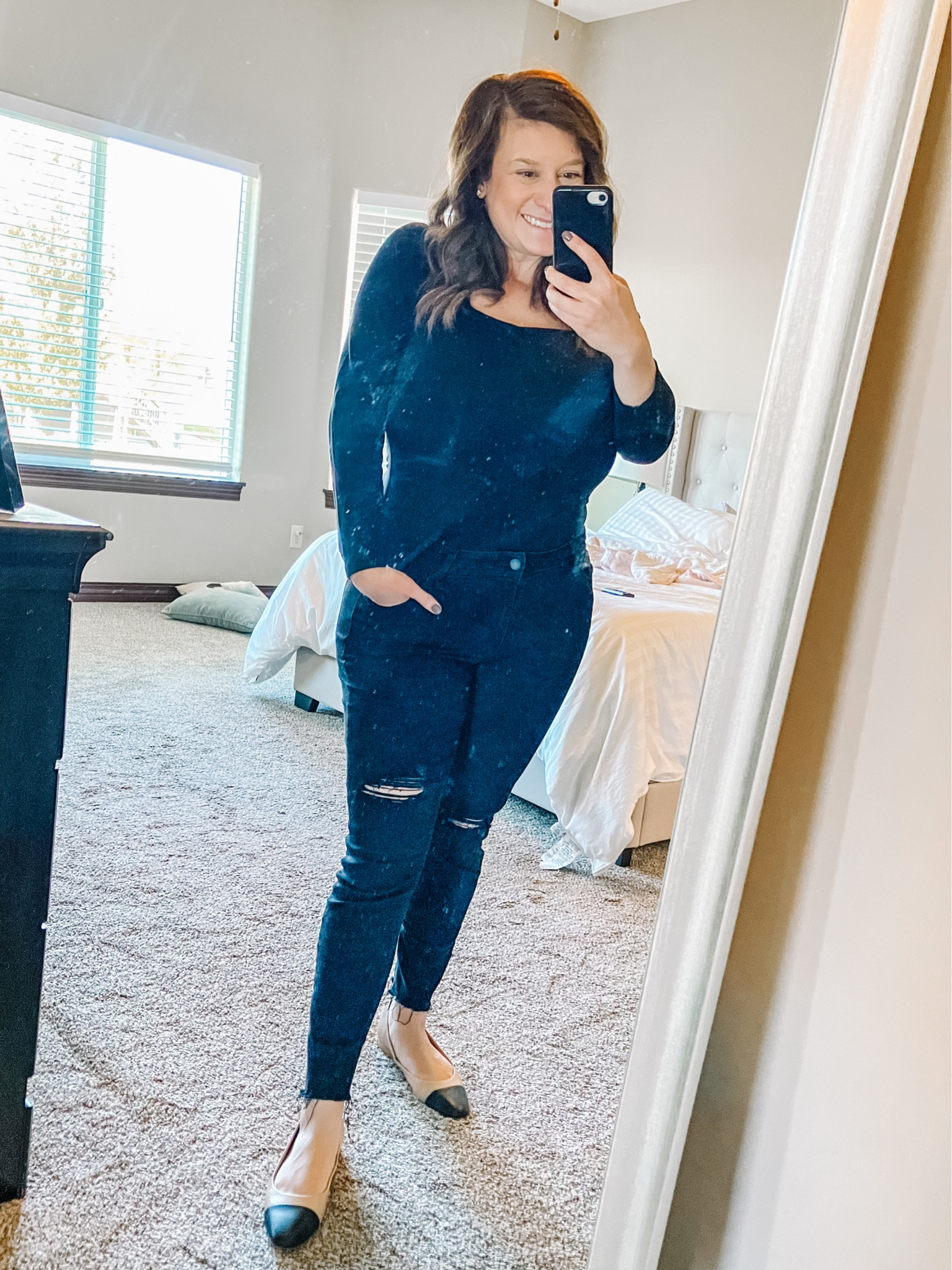 Size large petite in bodysuit
Size 8 in denim
Size 7.5 in shoes

Cap top flats, ballet flats, women’s bodysuit, square neck, black denim, date night, girls night, midsize, full bust, petite, old navy 

Size 8, 34hh, 5ft 1"

#LTKsalealert #LTKmidsize #LTKshoecrush