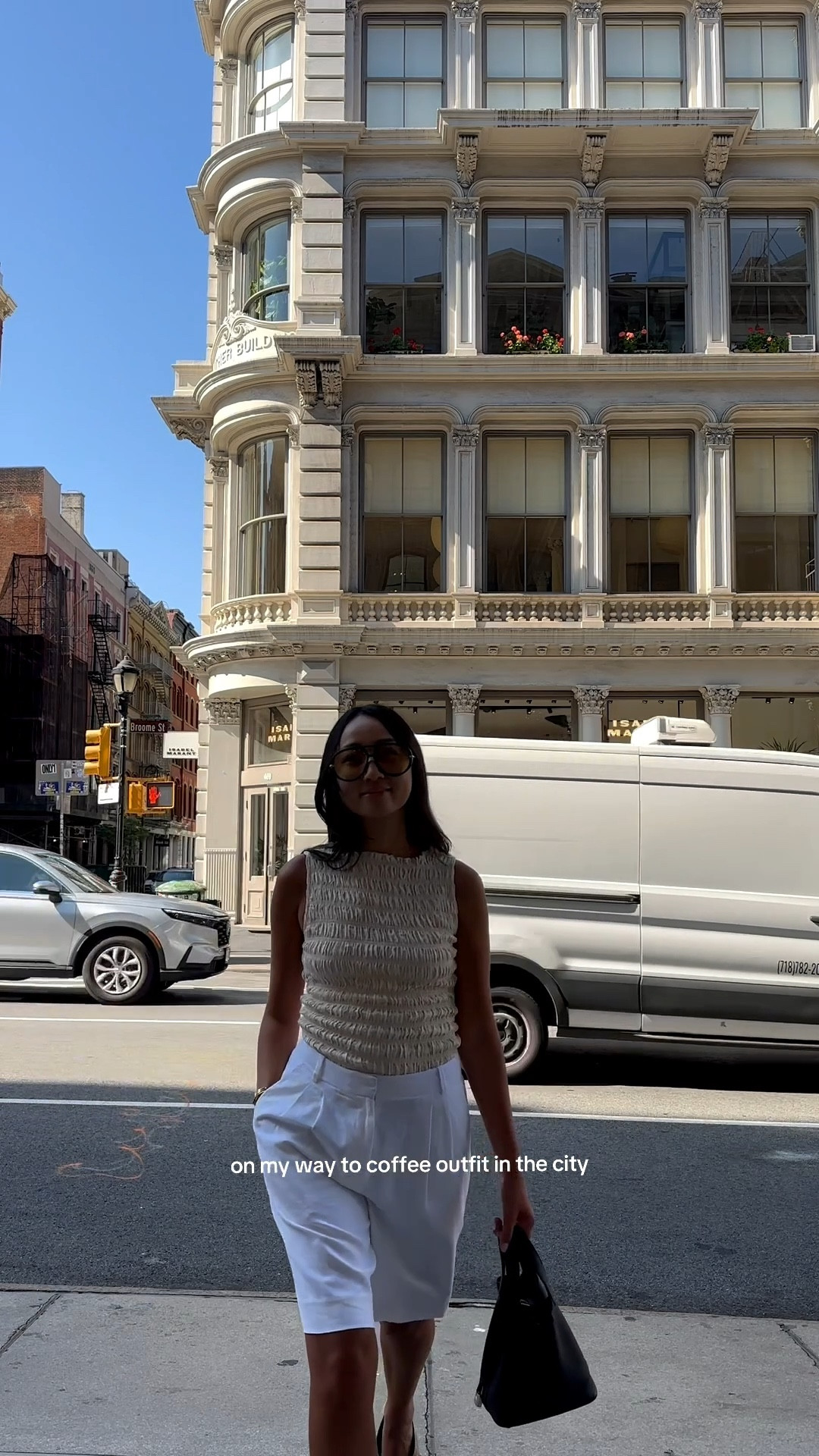 My coffee date outfit!! Use code LN15 for 15% OFF my linen bermuda shorts from JOE’S JEANS 

#LTKStyleTip #LTKSeasonal