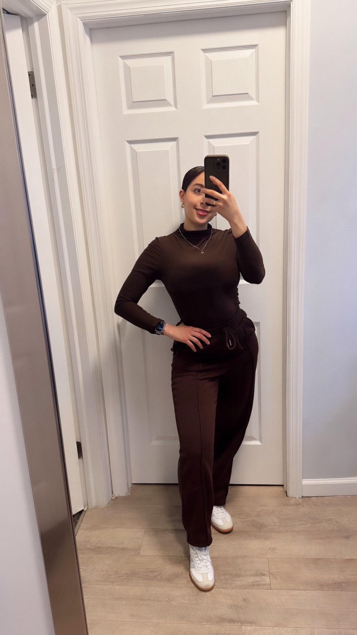 Brown set 

#LTKootd #LTKgrwm #LTKPetite