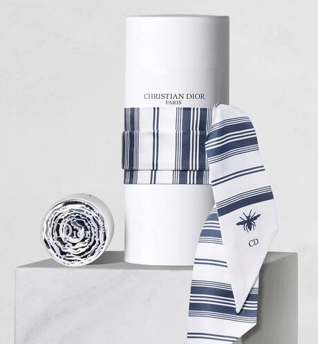 Eden-Roc Mitzah: La Collection Privée Christian Dior scarf | DIOR | Dior Beauty (US)