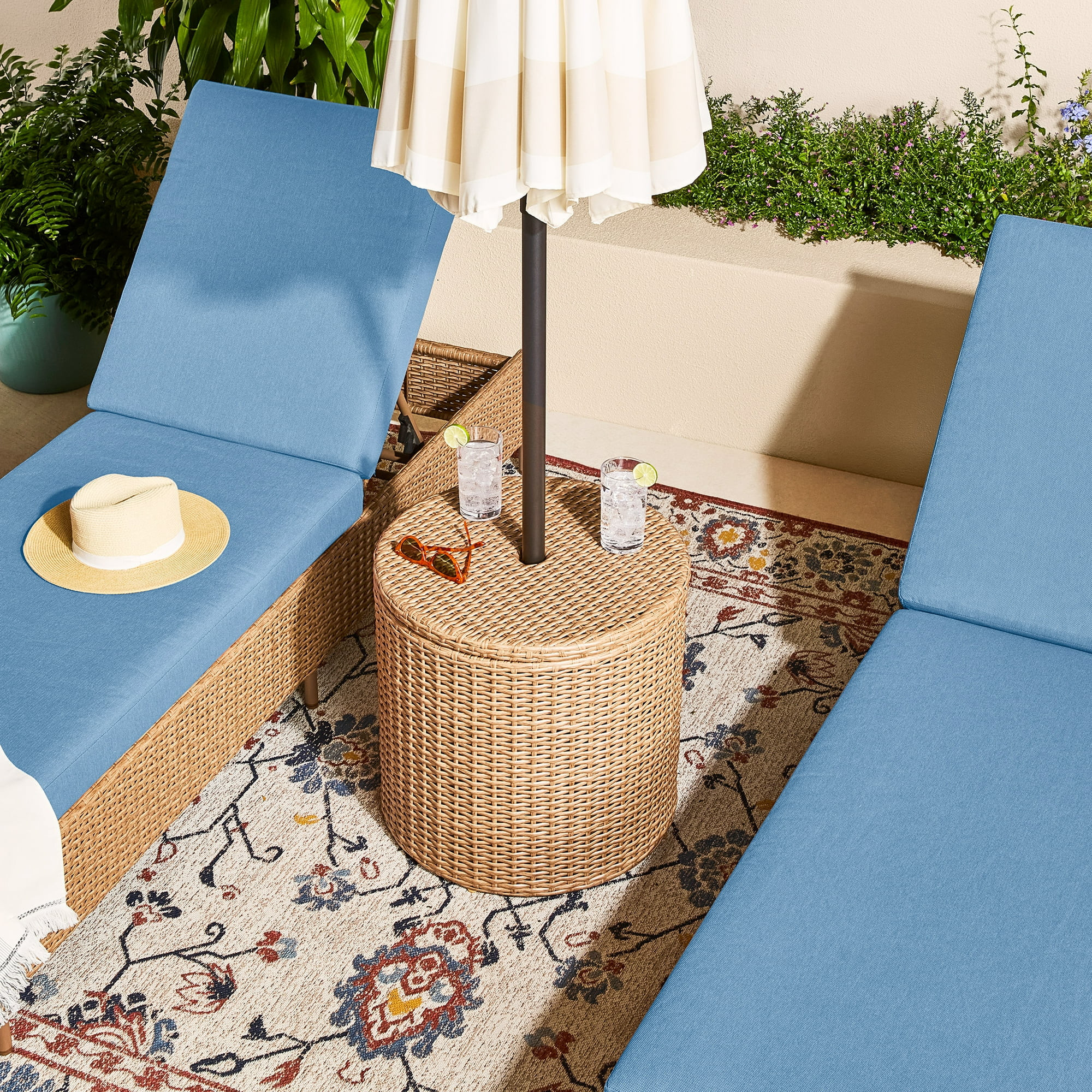 Mainstays Chelsea Outdoor Patio Steel 20inch Umbrella Side Table | Walmart (US)