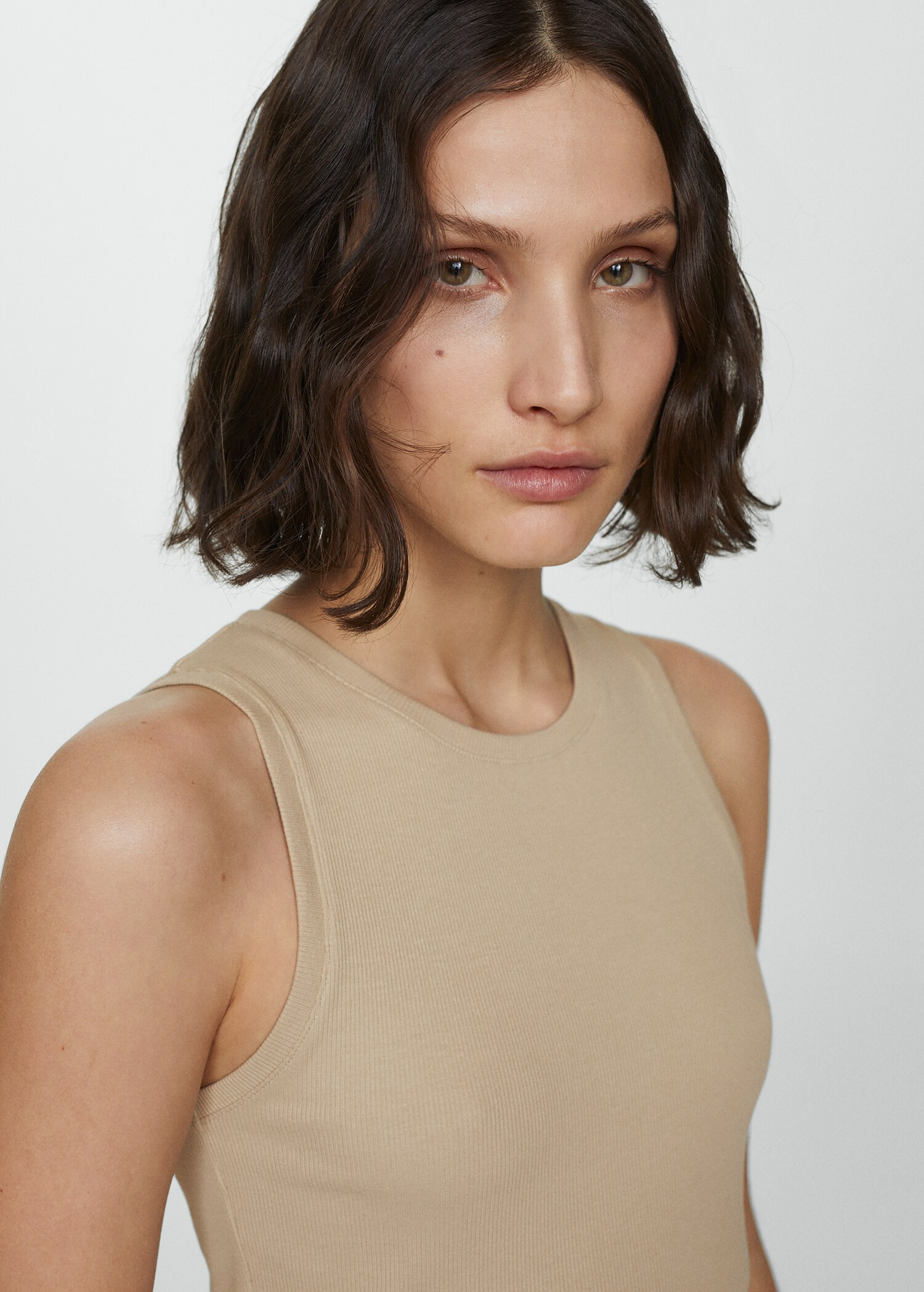 Kombiniertes Kleid in A-Linie | MANGO (DE)