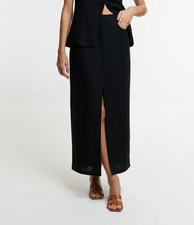 Saia Midi em Viscolinho com Fenda Frontal Preto - Lojas Renner | Renner (BR)