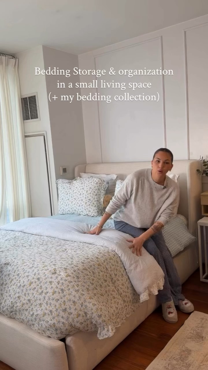 My favorite home decor category will always be bedding 🛌 

My bedding collection finds: 
Duvets 🎀
@amazonhome 
@sijohome airy weight eucalyptus duvet (ivory) DISCOUNT CODE ALEXAP 😜 
Sheet sets 🎀
Found @homegoods the brands are 
@officialshabbychic (light green floral & fall floral)
@cynthiarowley (pumpkin fall sheet set) 

Bed is from @castleryus 

#bedding #springbed #sheetsets #beddingcollection