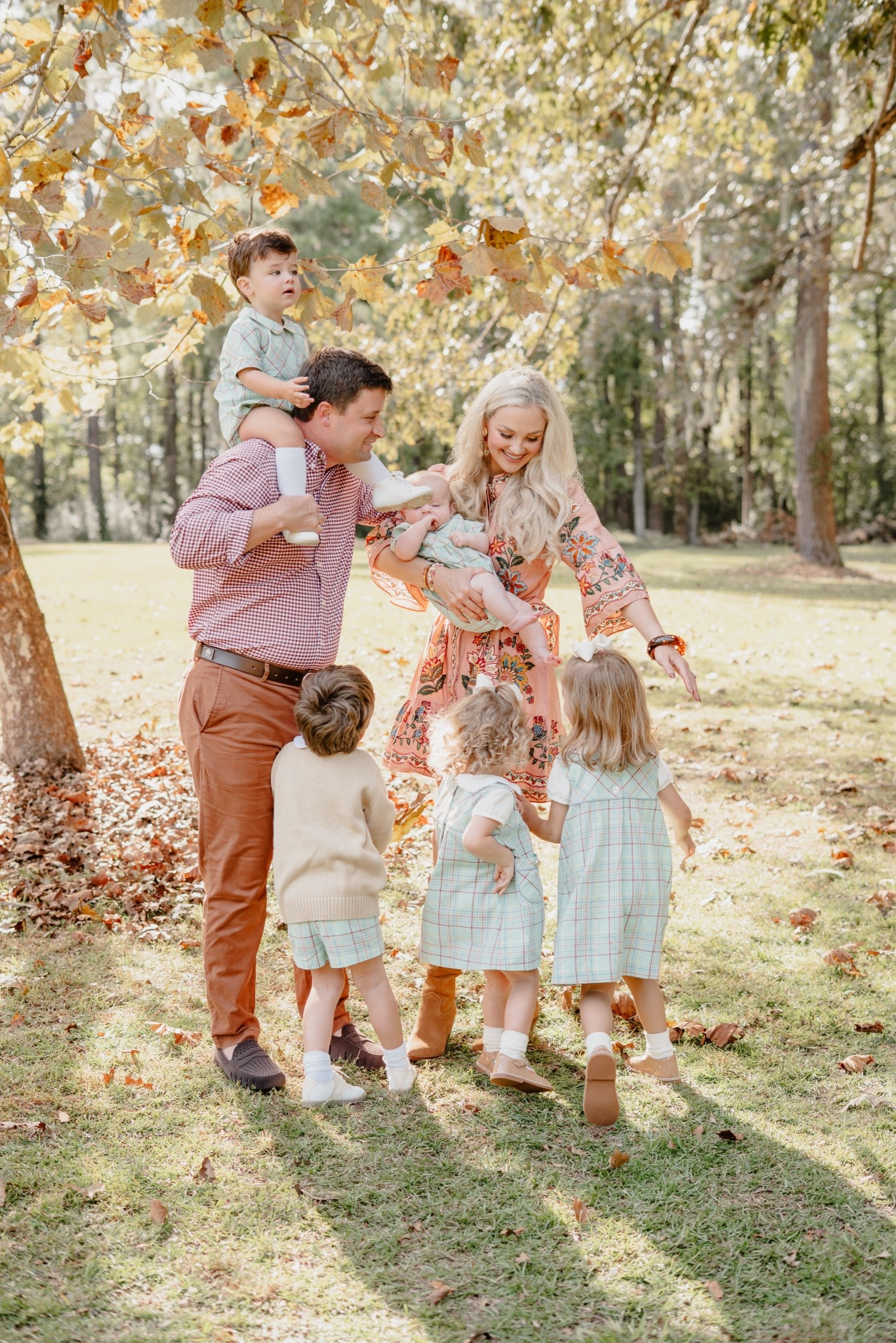 Family photo outfits 

#LTKmomlife