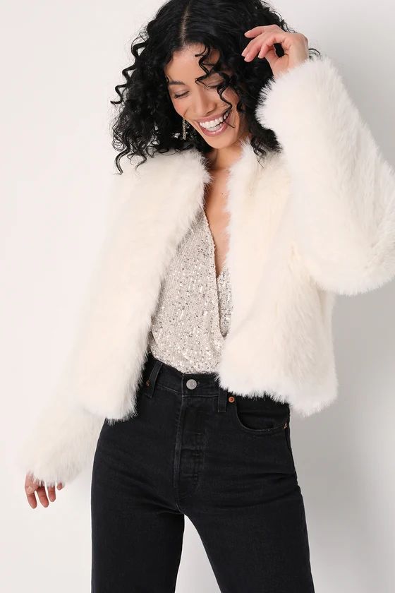 Luxe Company Ivory Faux Fur Cropped Jacket | Lulus (US)