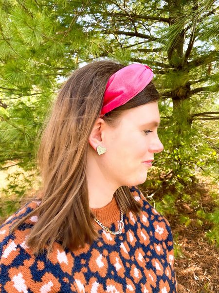 Heart earrings, pink headband, valentines look, 

#LTKfindsunder50 #LTKstyletip #LTKSeasonal
