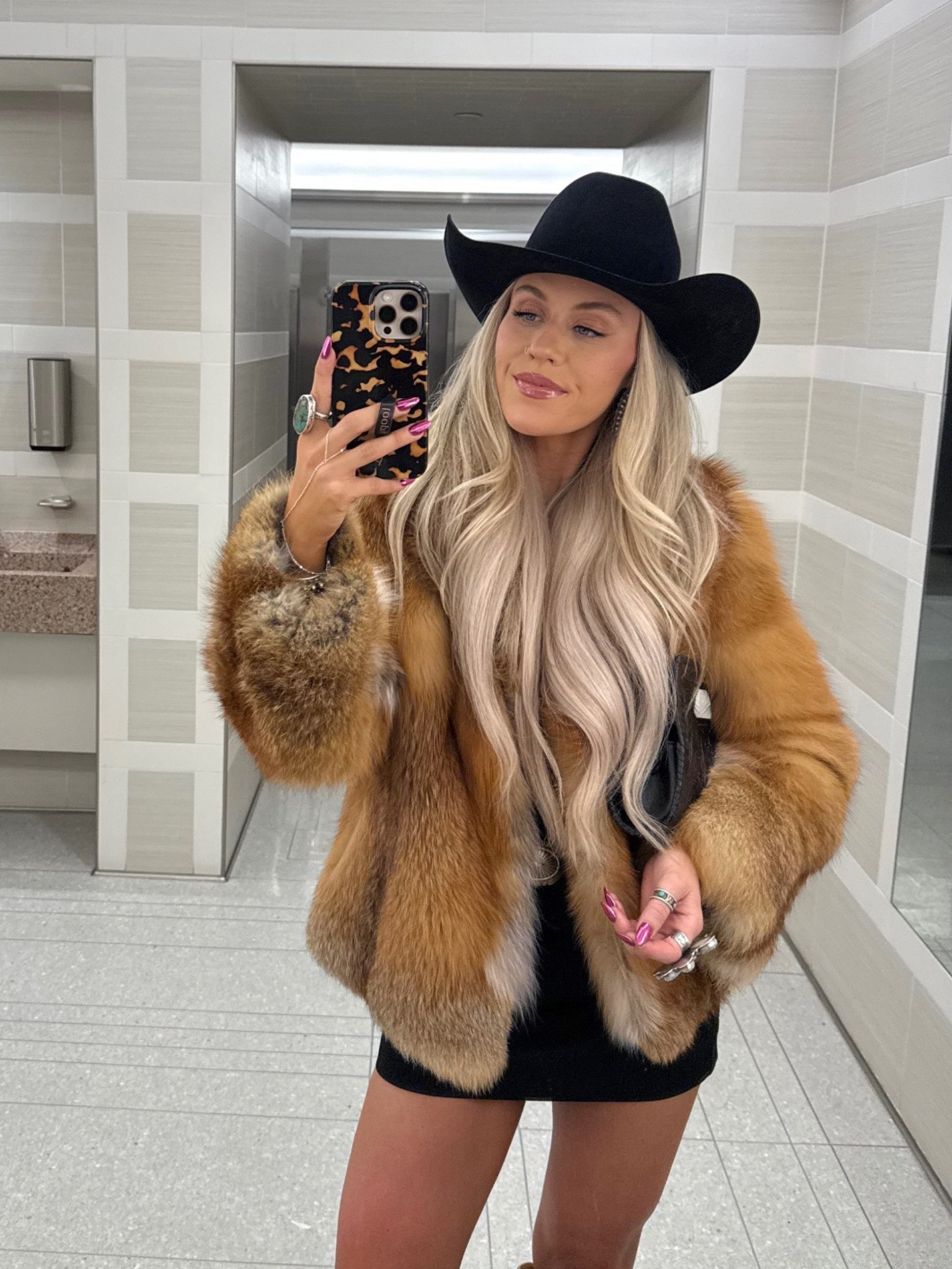 my fav phone case for those asking 💘