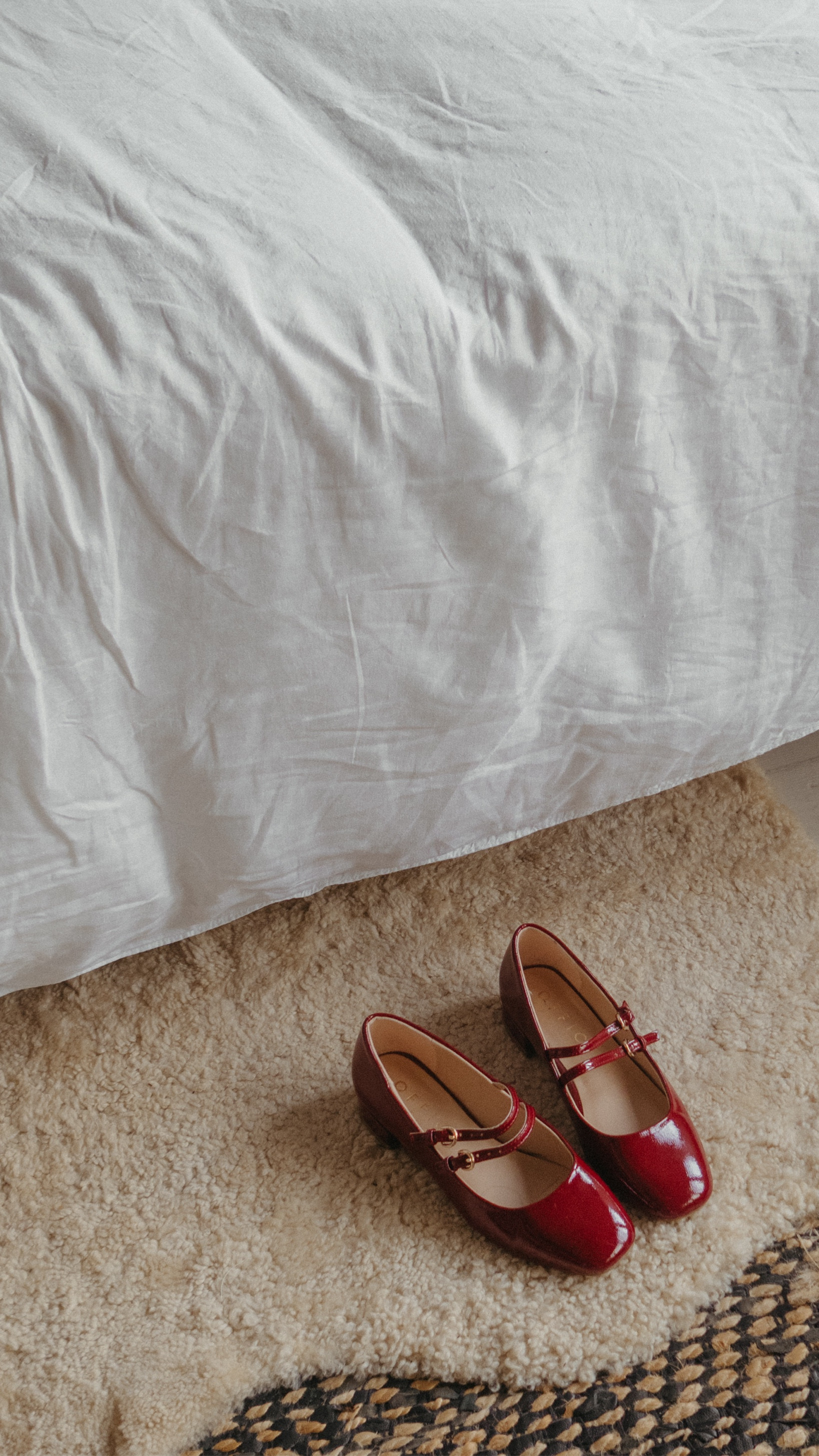 The perfect transitional shoe: the Mary Jane.

Ditch the sandals as we head into Autumn and opt for a cute MJ to take you up to boot weather.

Here are my favourites 



#LTKeurope #LTKstyletip #LTKshoes