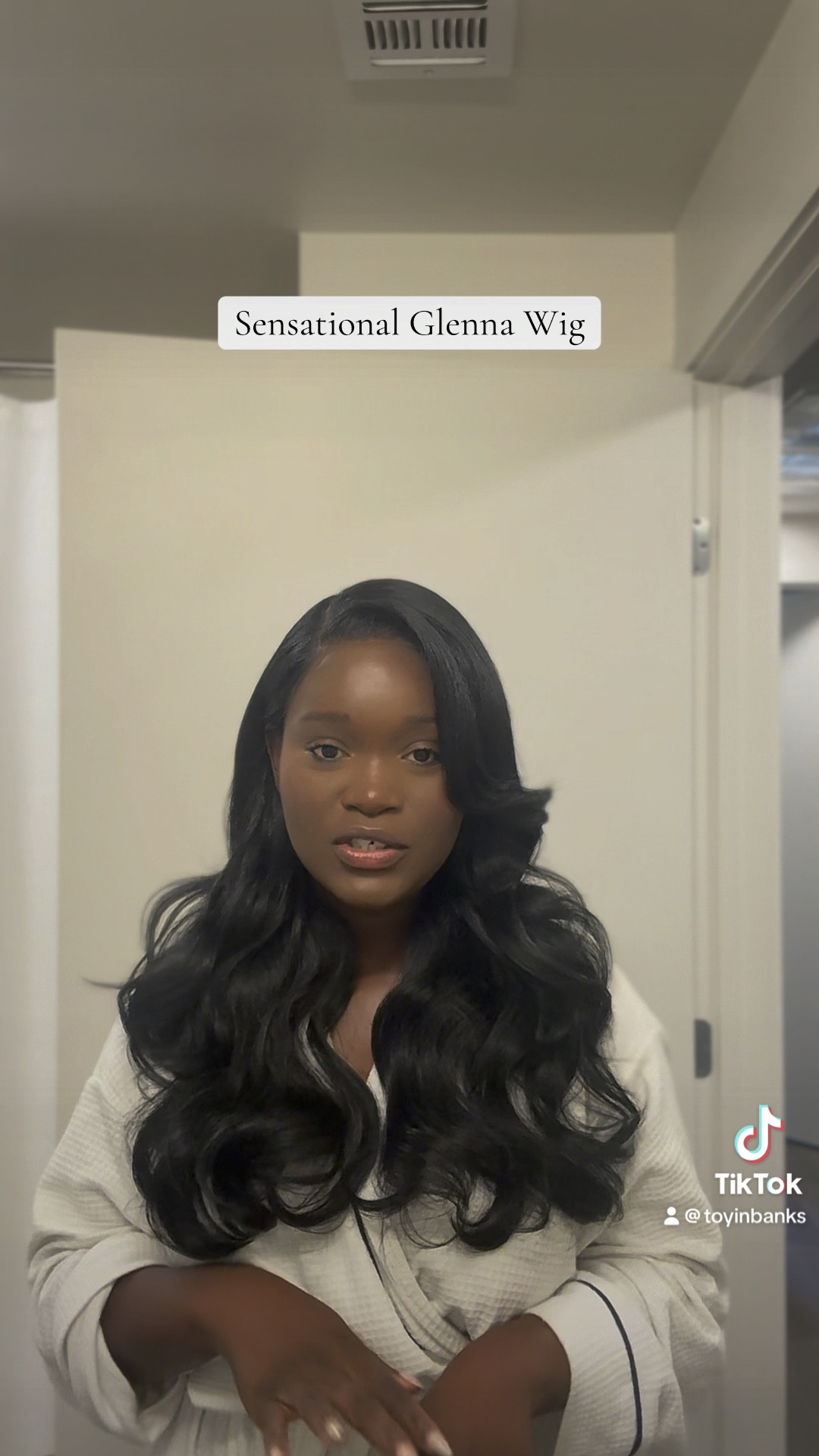 Glenna wig in 1B 

#LTKFindsUnder50 #LTKBeauty #LTKStyleTip