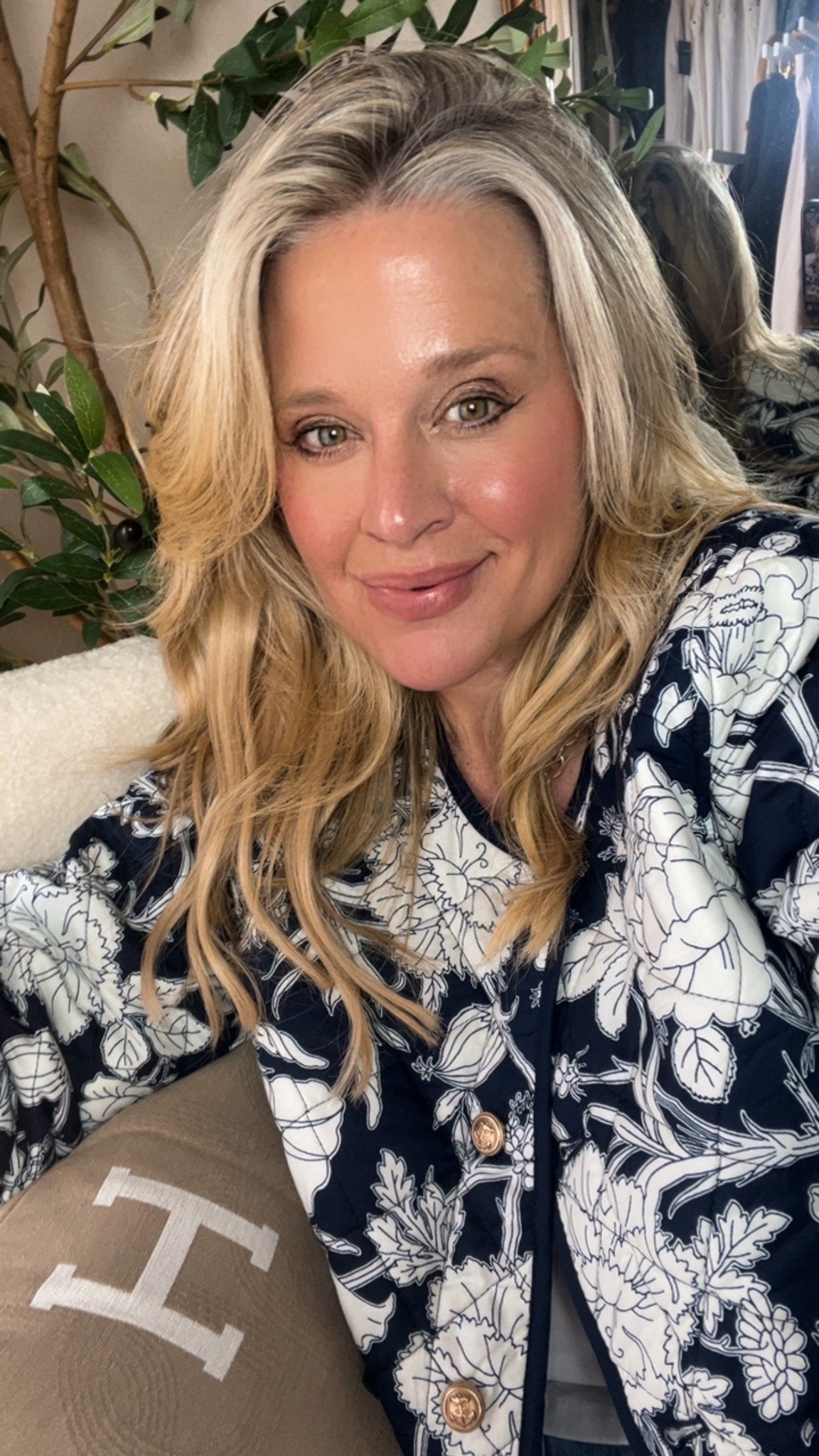  ✨Tap the bell, save and ❤️ for over 40 fashion, midlife style, midsize fashion and luxury looks for less. 

Walmart new arrivals...the cutest jacket ever! Quality ⭐️⭐️⭐️⭐️⭐️

👑"Helping you look good, feel good!" - Lindsey Denver

Over 40 fashion, over 50 style, midlife style, midsize fashion, Gen X style, body confidence, perimenopause style, mom outfits, over 45 style, over 50 

#LTKMidsize #LTKFindsUnder100 #LTKOver40