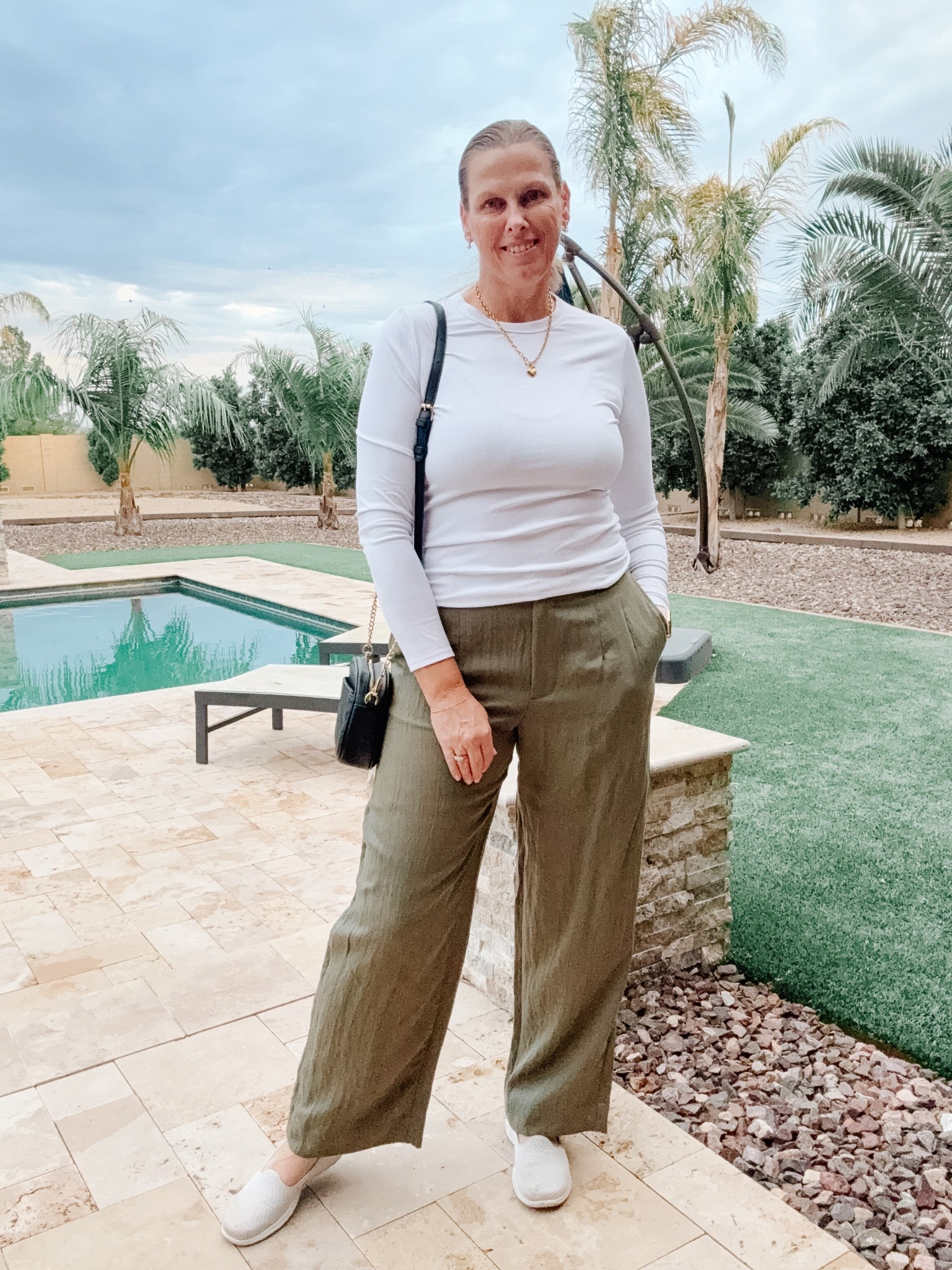 Casual date night look
#datenightoutfit

#LTKMidsize #LTKOver40 #LTKootd