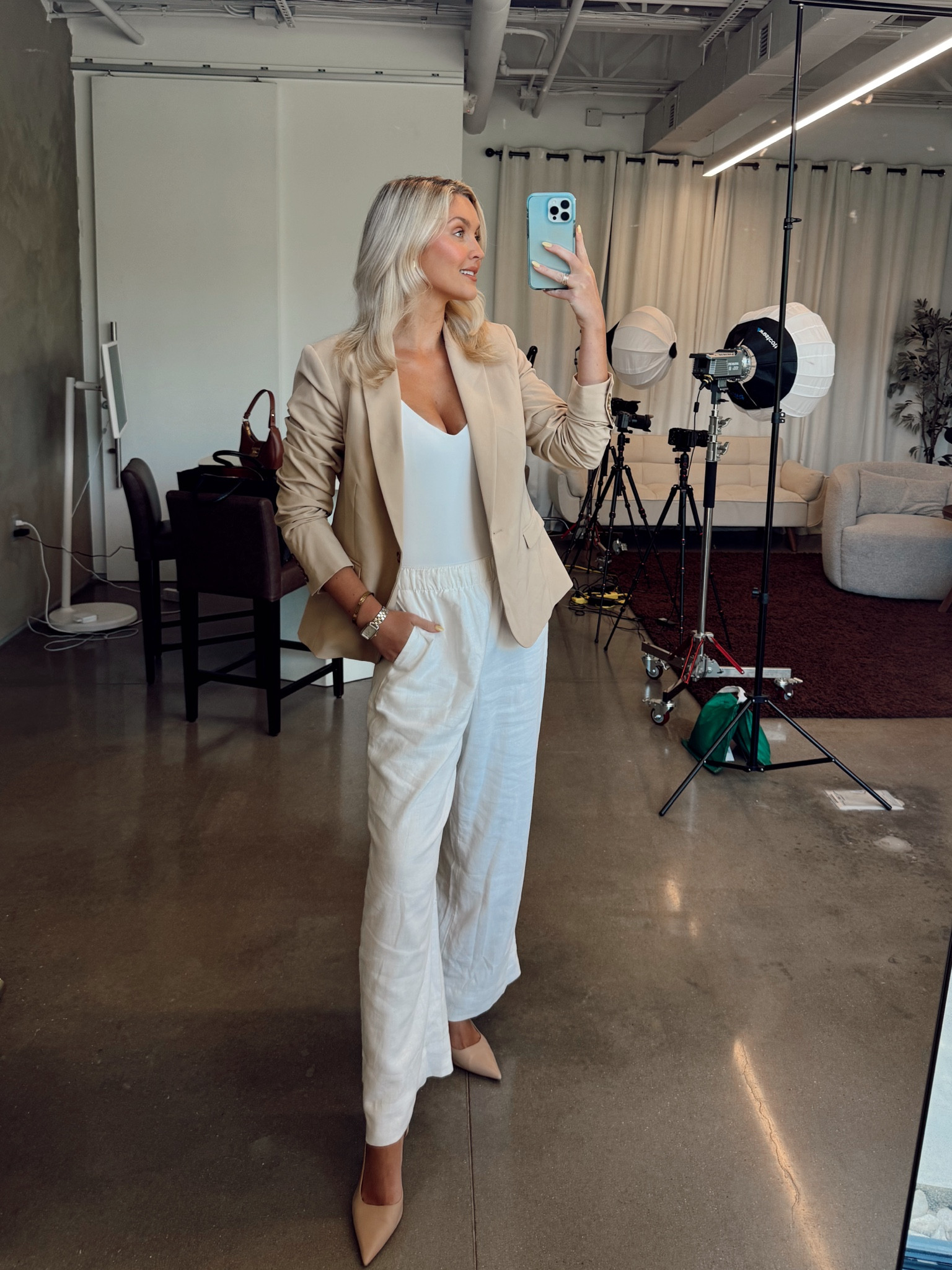 Studio fit fit. Abercrombie & Amazon! 

#LTKFindsUnder100 #LTKSaleAlert #LTKStyleTip