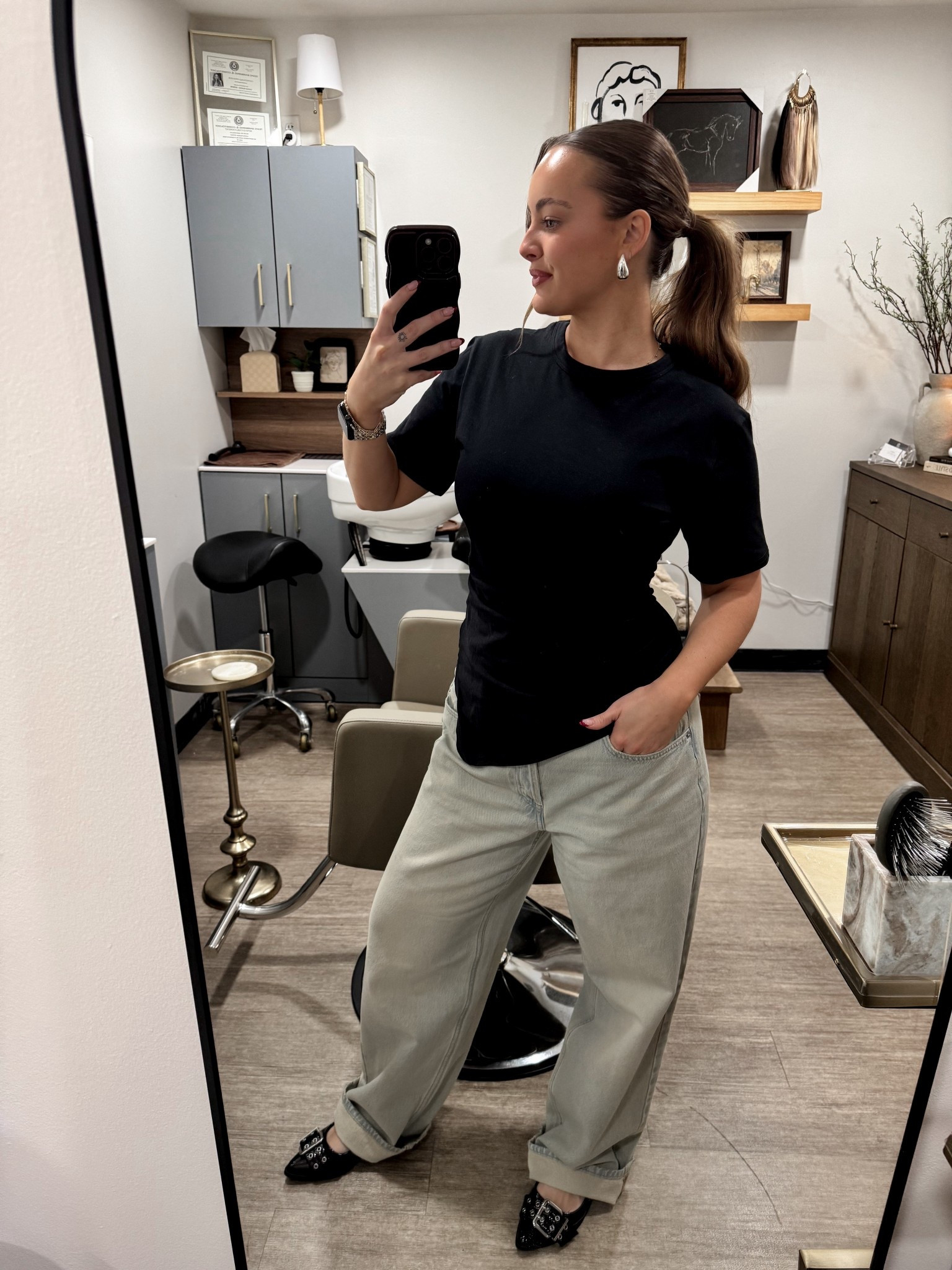 salon ootd #salonootd #ltkootd #outfitinspo

#LTKstyletip #LTKsalealert #LTKfindsunder50